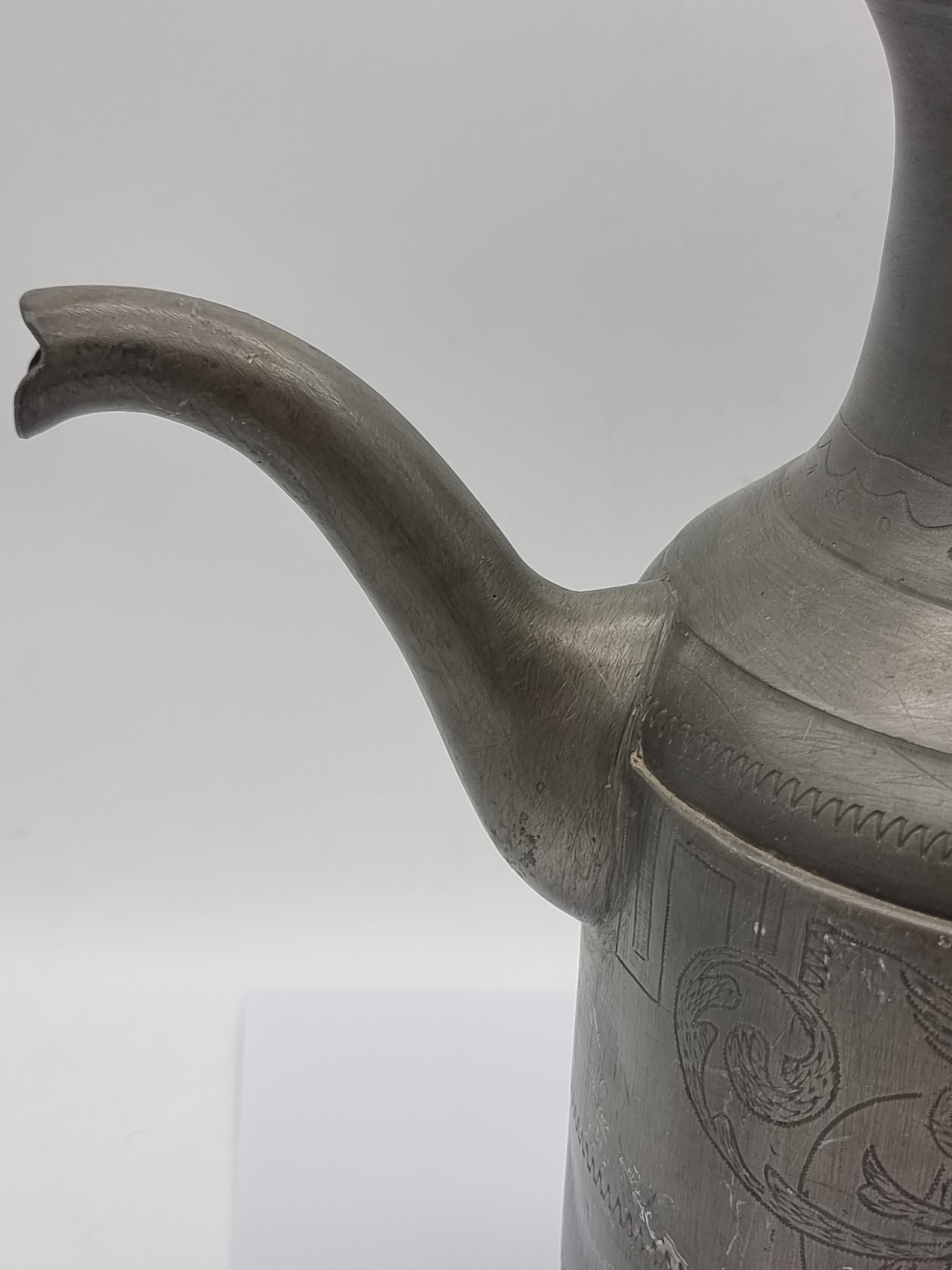Étain Pichet en étain / Can Art Nouveau Etain Tin Pitcher en vente