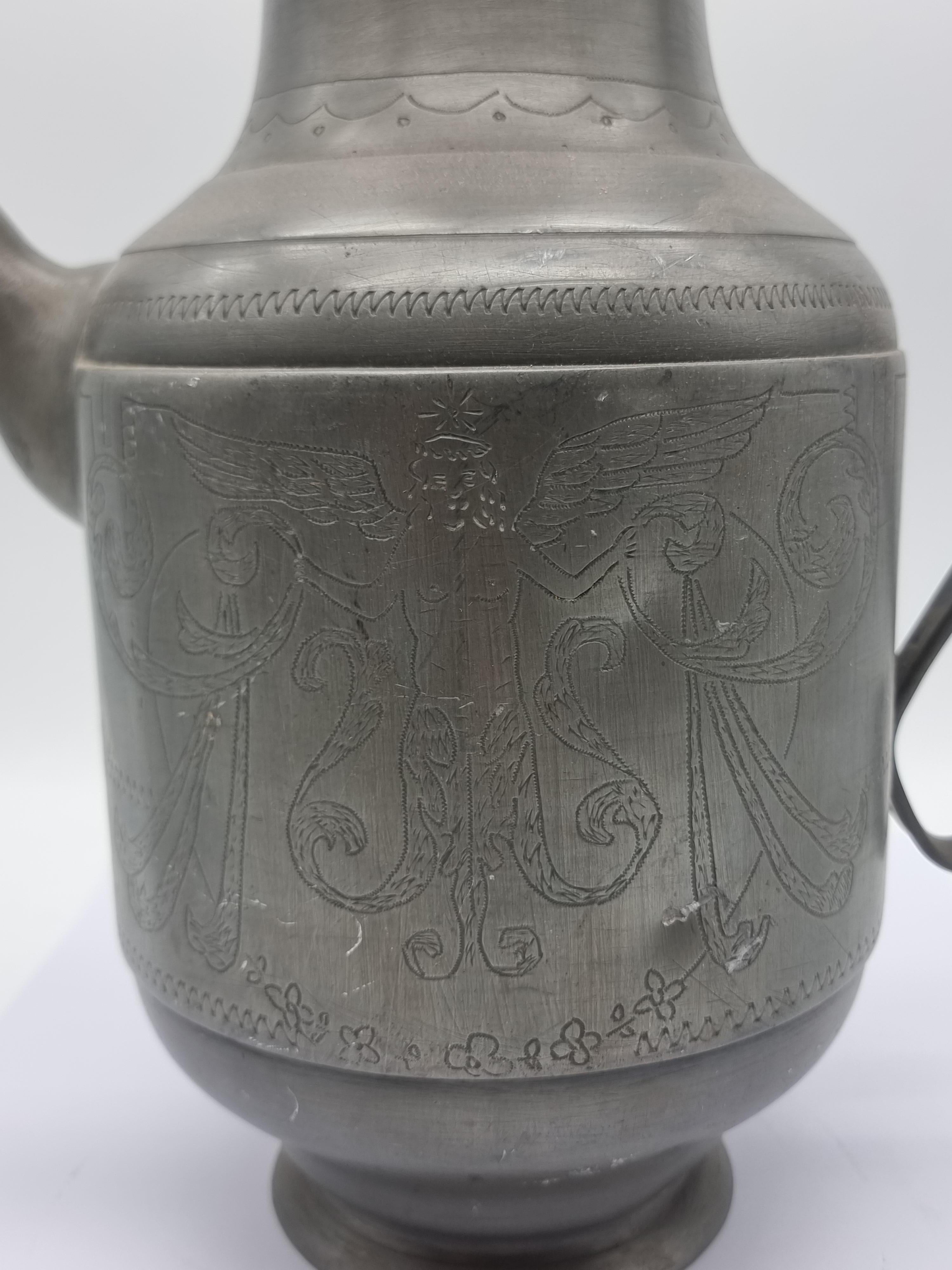 Pichet en étain / Can Art Nouveau Etain Tin Pitcher en vente 1