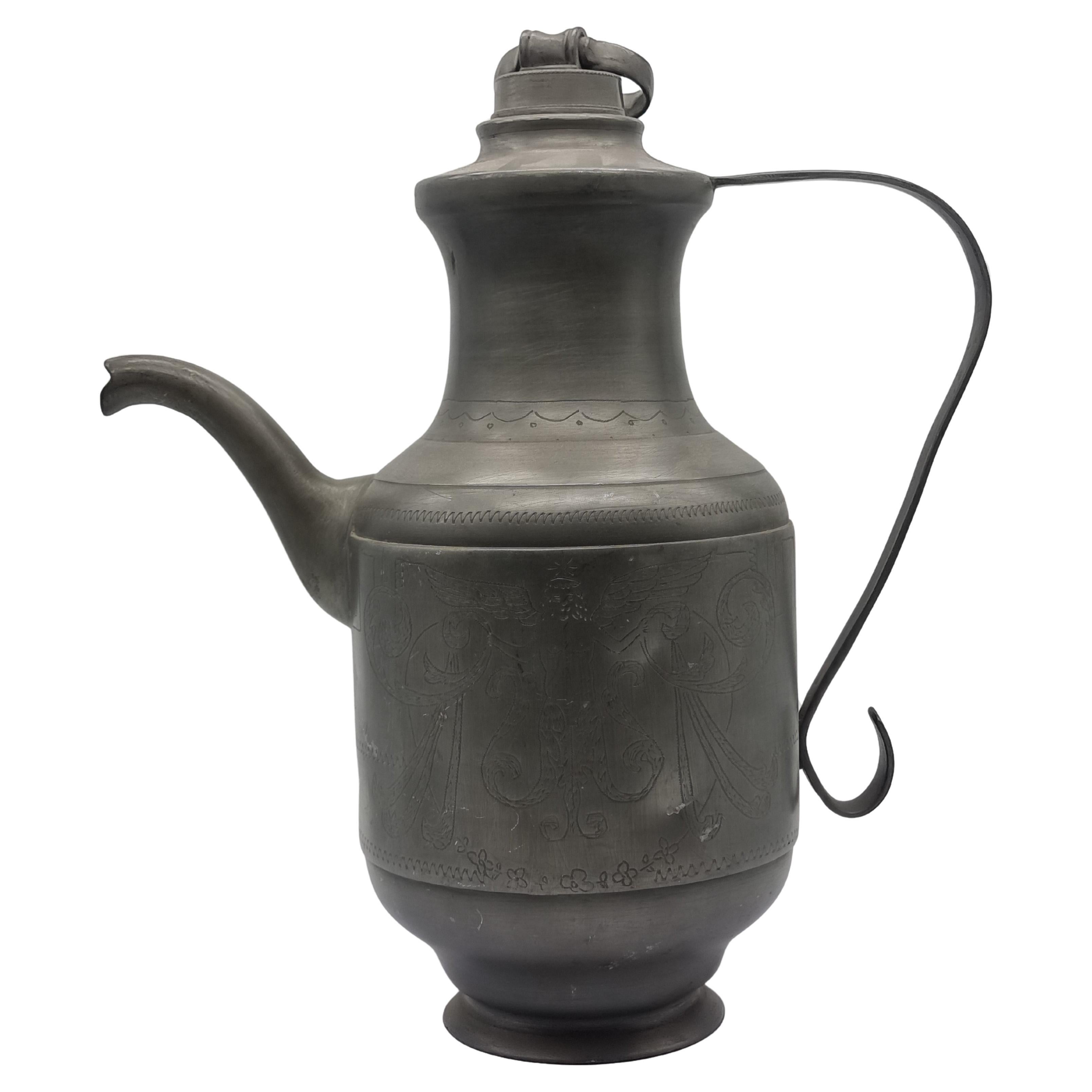 Pichet en étain / Can Art Nouveau Etain Tin Pitcher