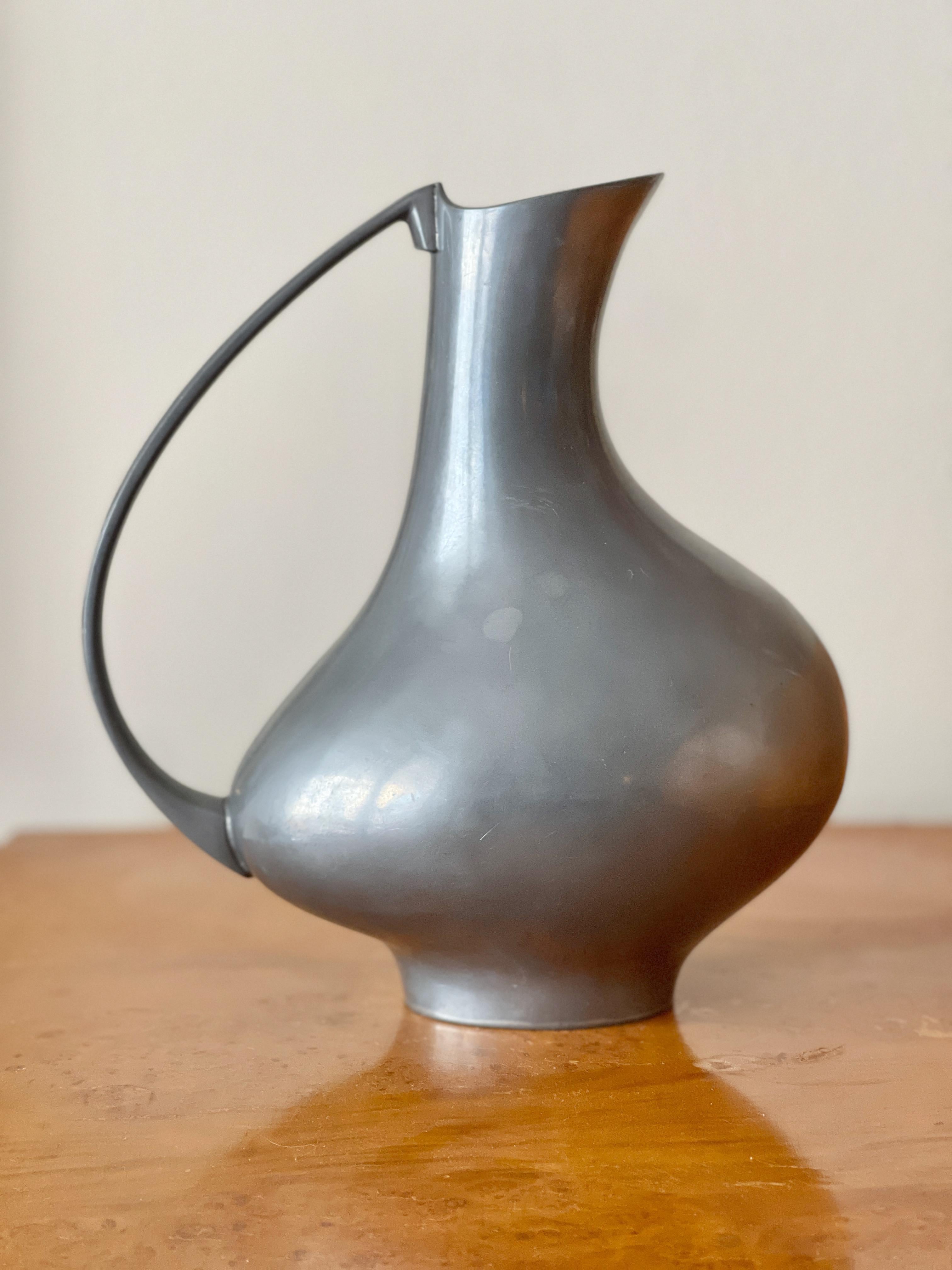 Pewter Pitchers in the style of Henning Koppel In Good Condition For Sale In Hanover, MA
