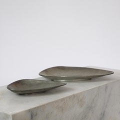 Assiettes en étain conçues par Arne Erkers pour Just Andersen, années 1950, Danemark