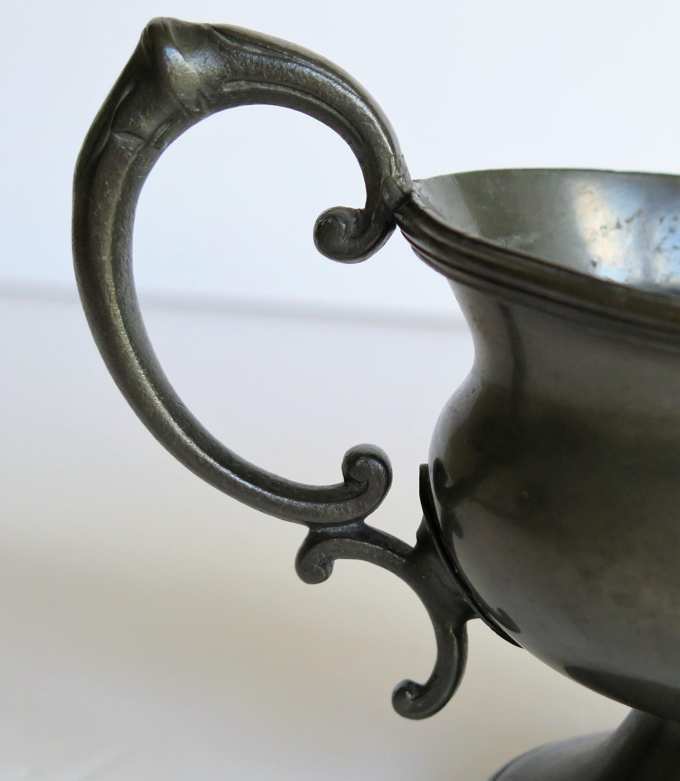 Pewter Sauce Boat by Walker & Hall of Sheffield Fully Stamped, Late 19th Century For Sale 3