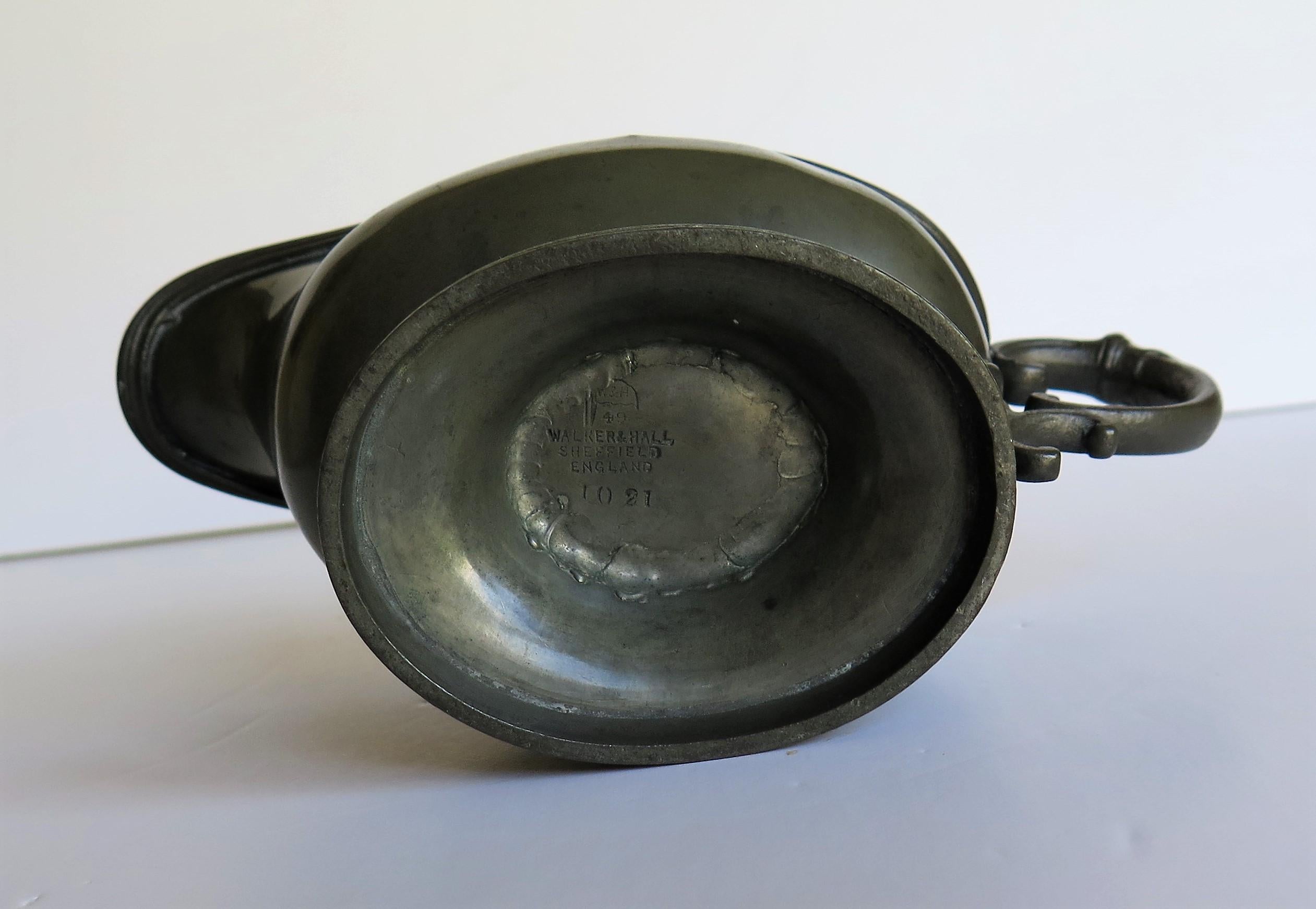 Pewter Sauce Boat by Walker & Hall of Sheffield Fully Stamped, Late 19th Century For Sale 8