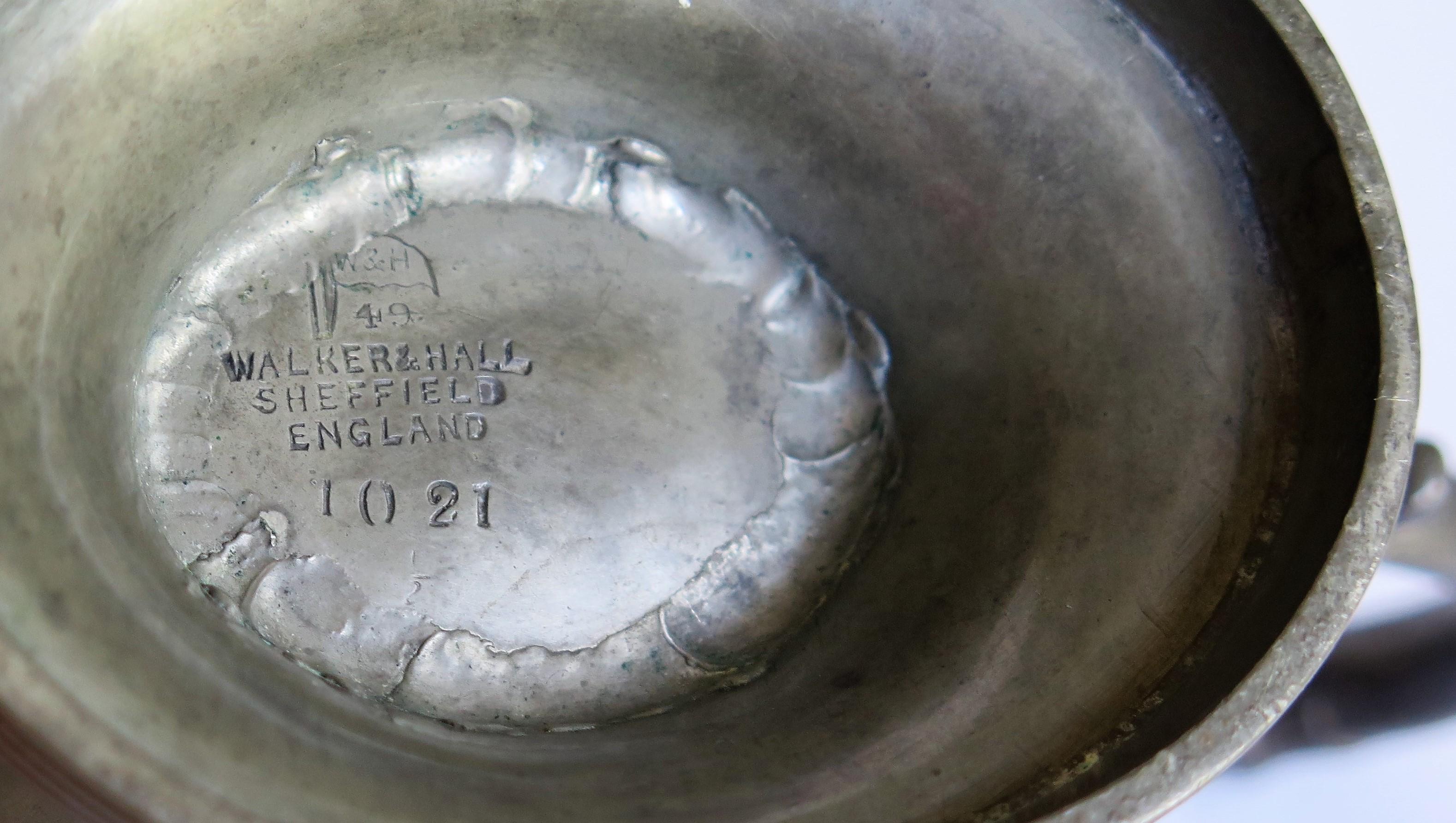 Pewter Sauce Boat by Walker & Hall of Sheffield Fully Stamped, Late 19th Century For Sale 10