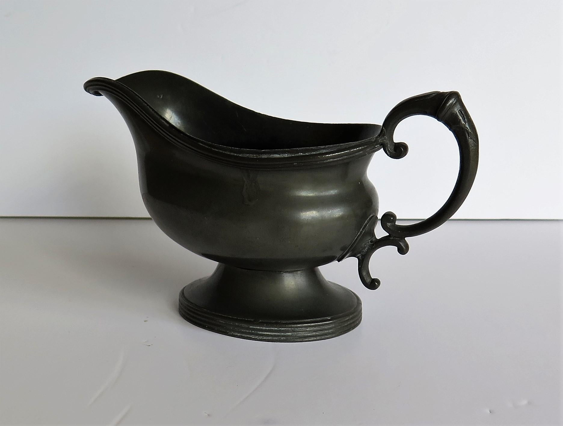 English Pewter Sauce Boat by Walker & Hall of Sheffield Fully Stamped, Late 19th Century For Sale