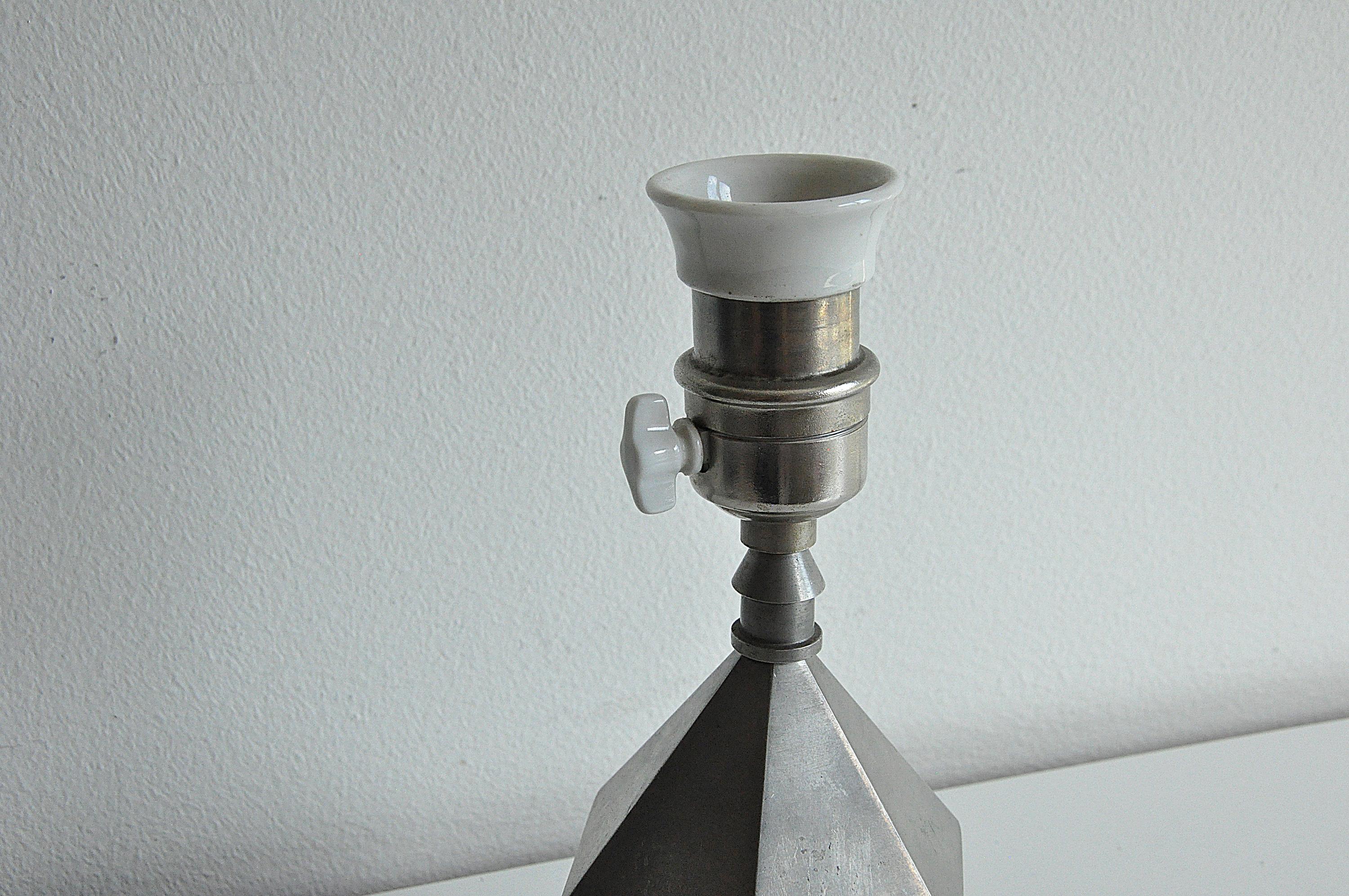 Zinn-Tischlampe von Guldsmedsaktiebolaget GAB, 1931 (Hartzinn) im Angebot