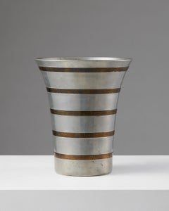 Vase en étain d'Estrid Ericson pour Svenskt Tenn, Suède, 1928 avec poème, laiton