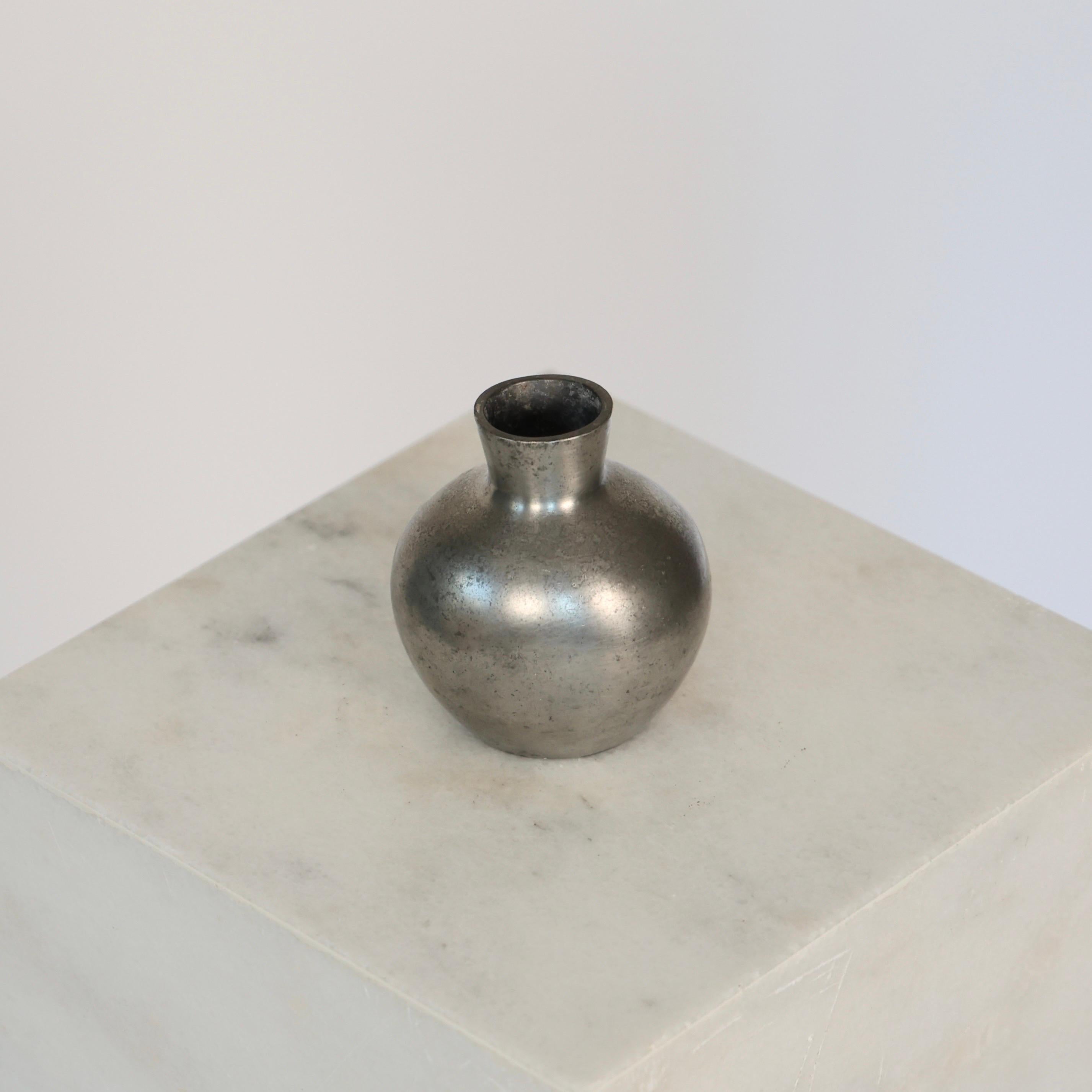Danese Vaso in peltro di Just Andersen, anni '1920, Danimarca in vendita