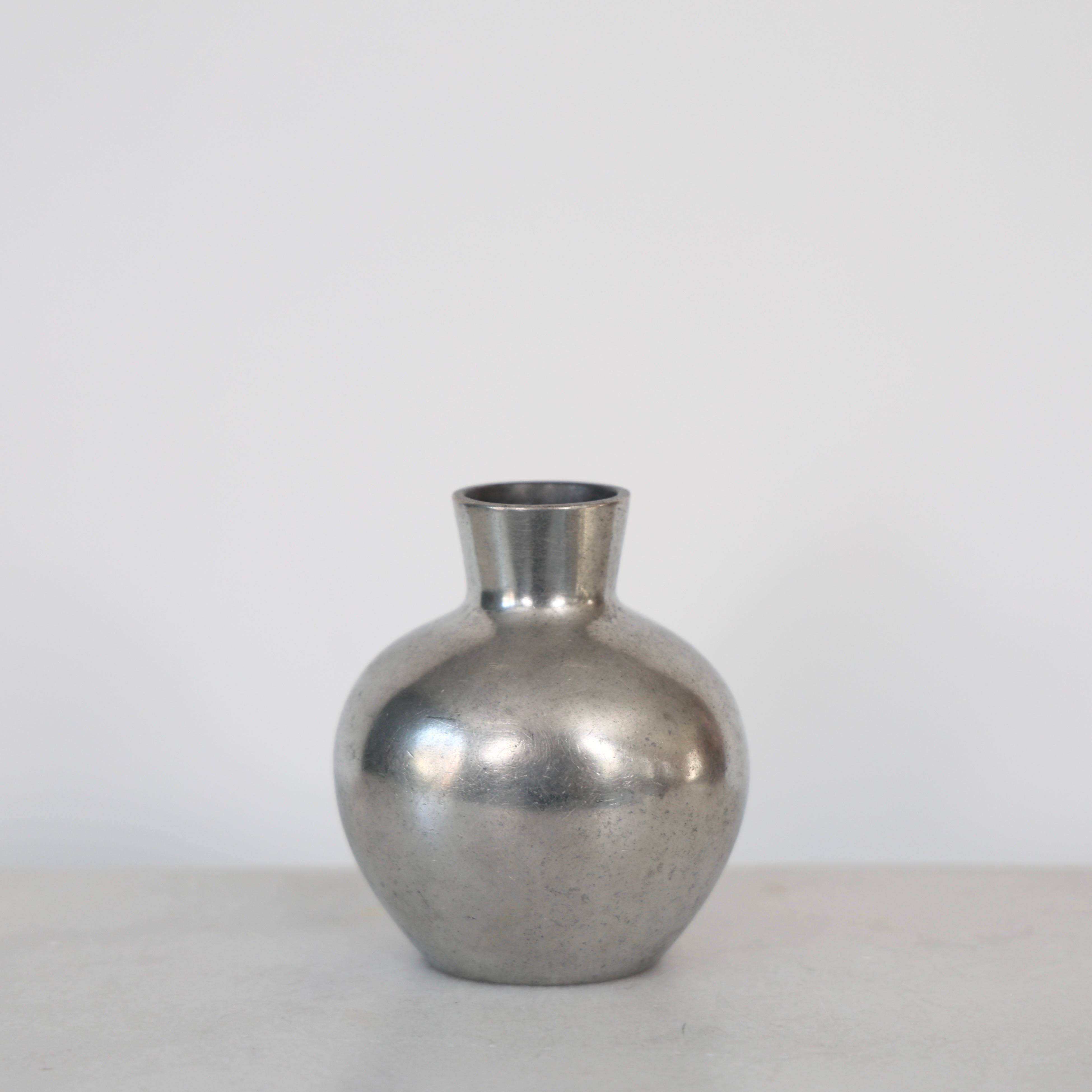 Inizio XX secolo Vaso in peltro di Just Andersen, anni '1920, Danimarca in vendita