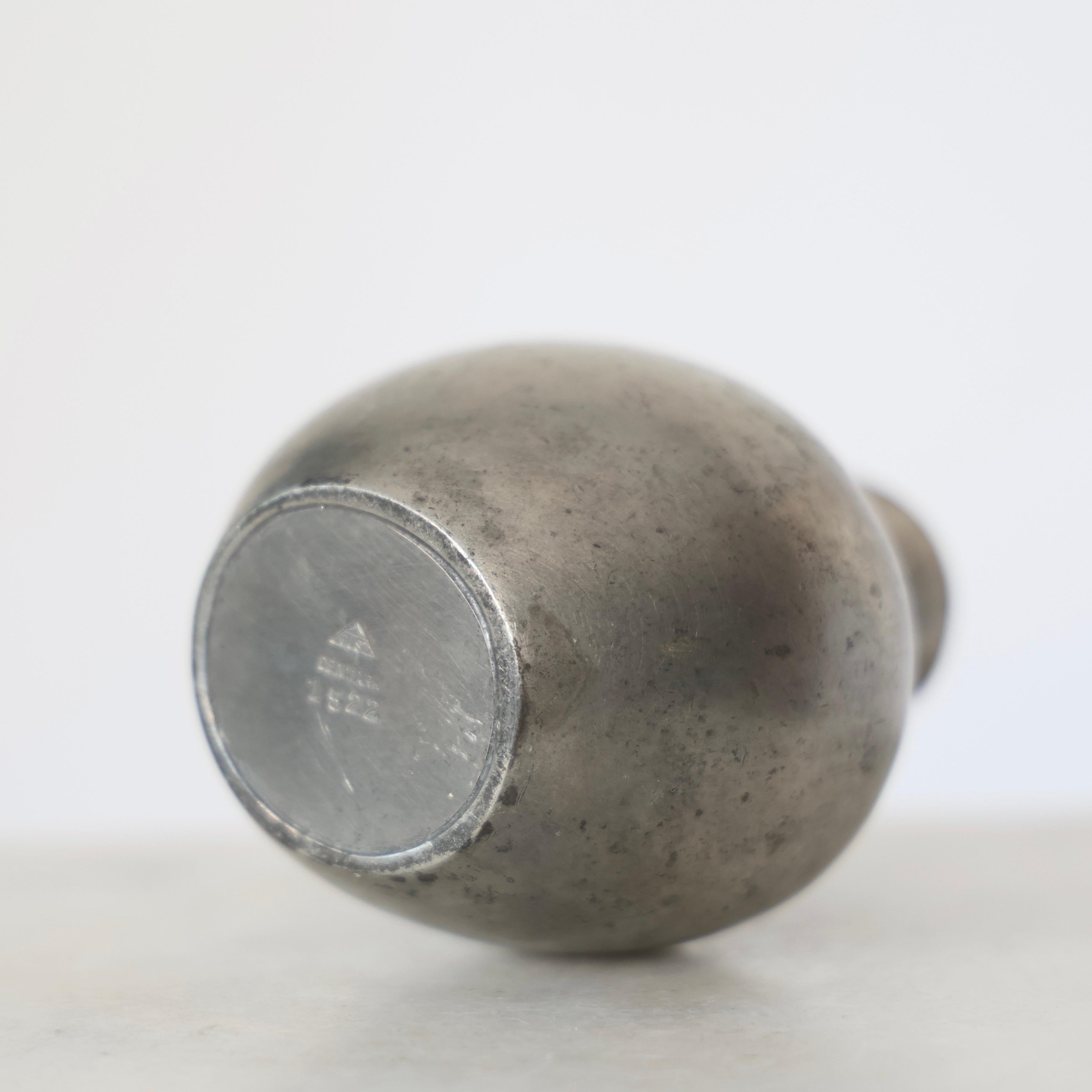 Peltro Vaso in peltro di Just Andersen, anni '1920, Danimarca in vendita
