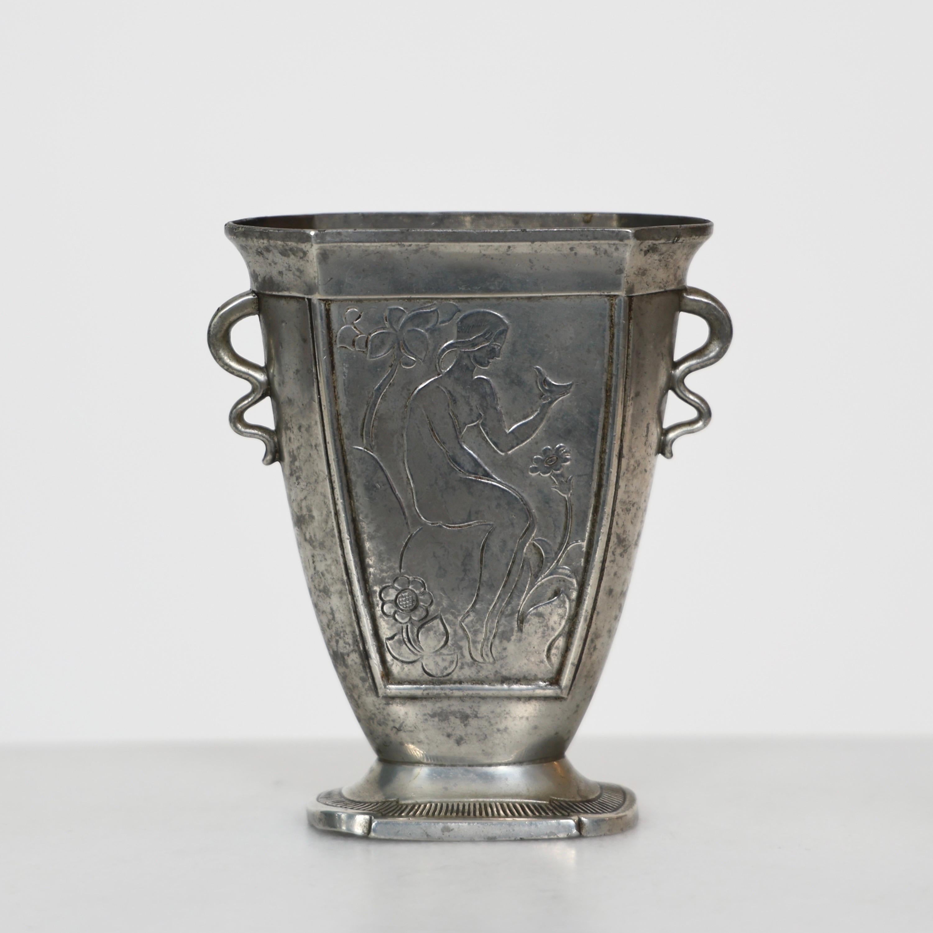 Pewter Vase by Just Andersen, 1920s, Denmark (Hartzinn) im Angebot