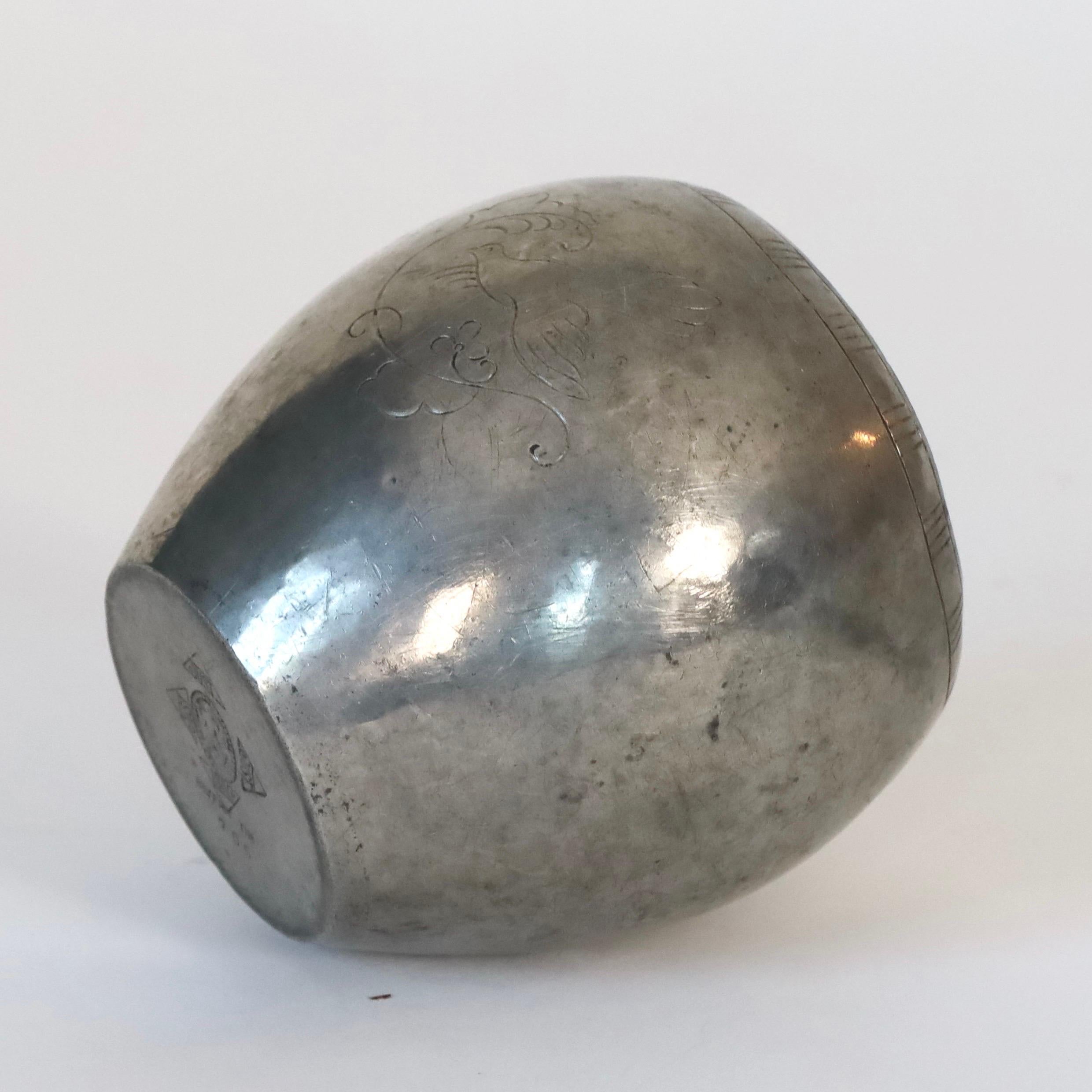 Vase en étain par Just Andersen, années 1920, Danemark en vente 1