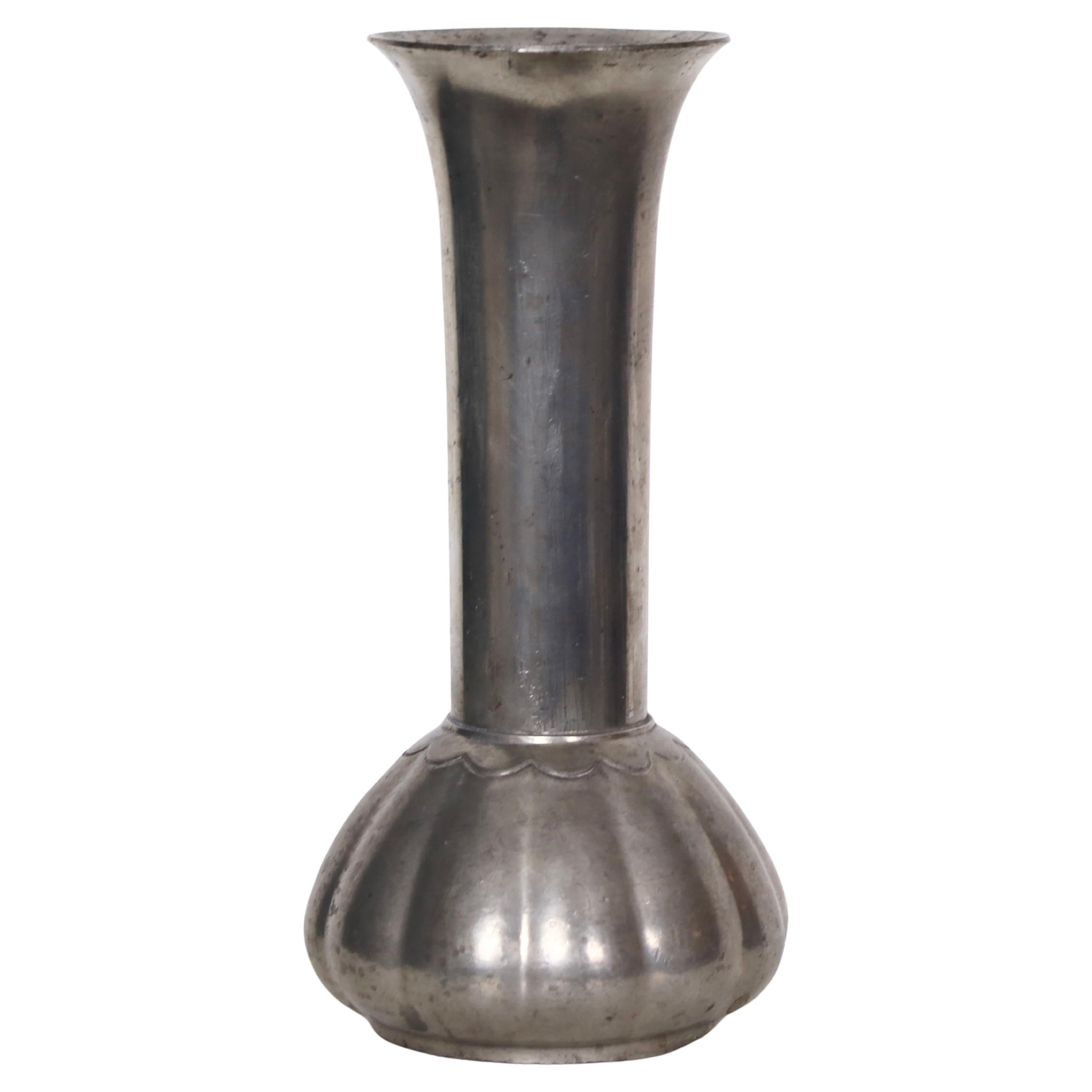 Vaso in peltro di Just Andersen, anni '1920, Danimarca