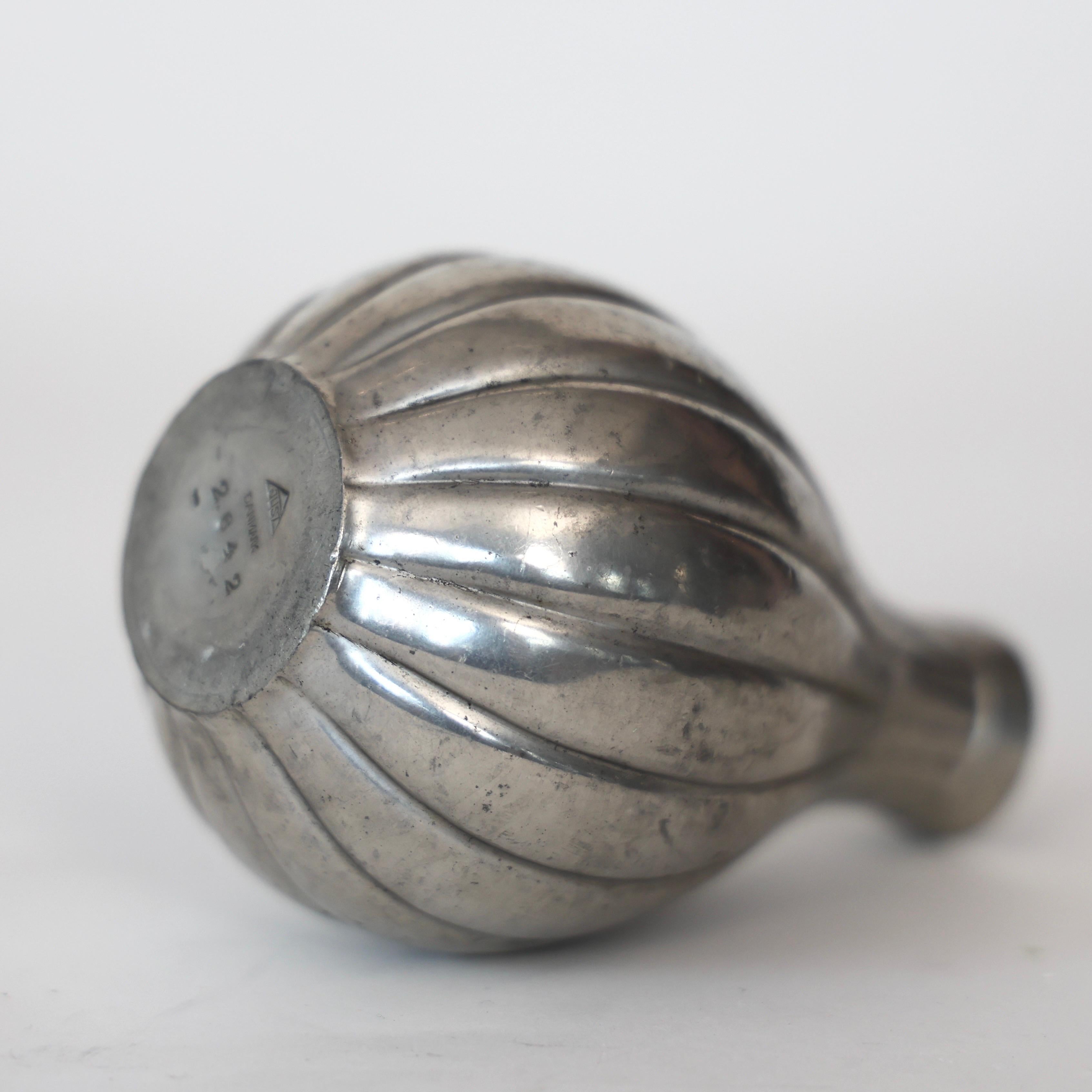 Vaso in peltro di Just Andersen, anni '1950, Danimarca in vendita 5
