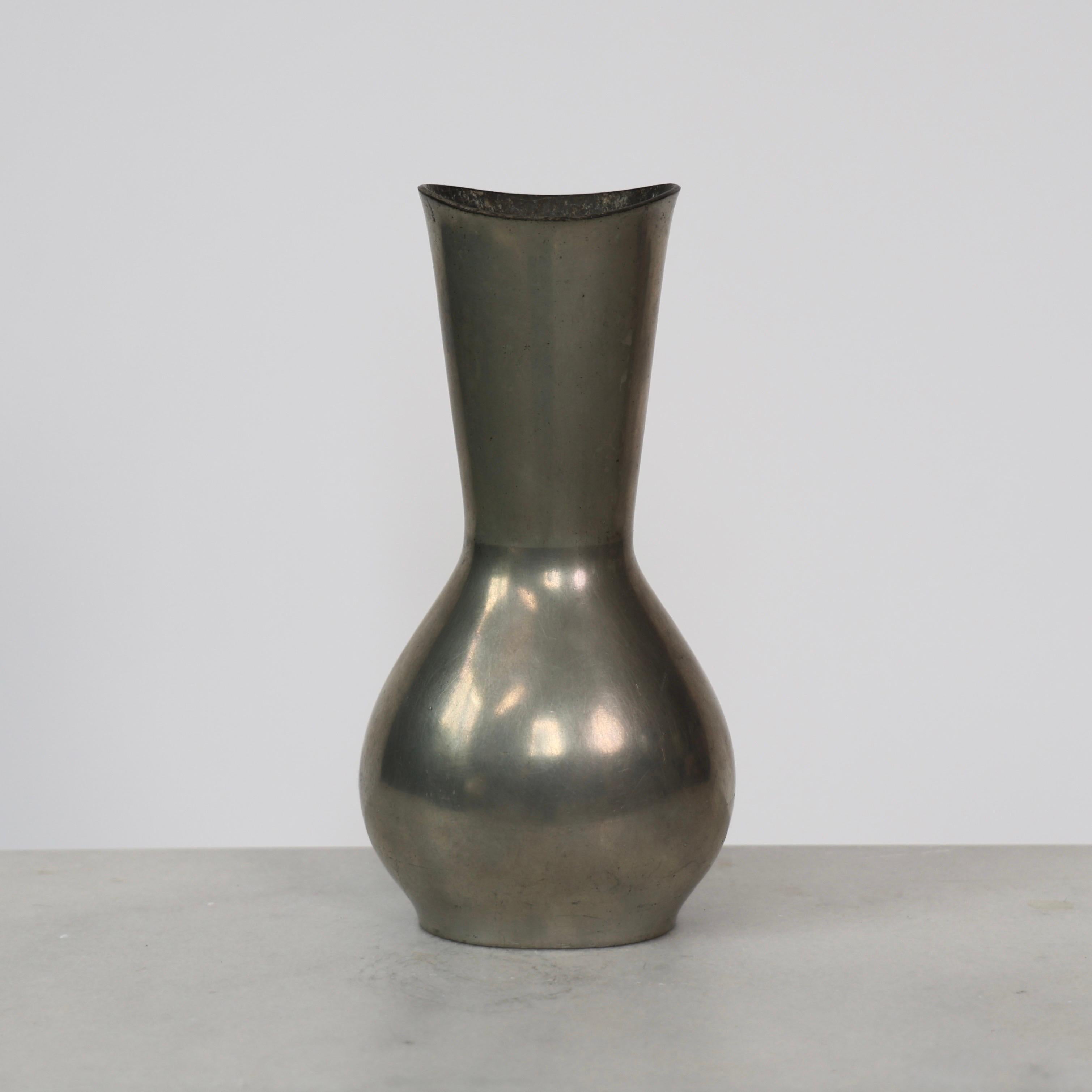 Vase en étain par Just Andersen, années 1950, Danemark en vente 2