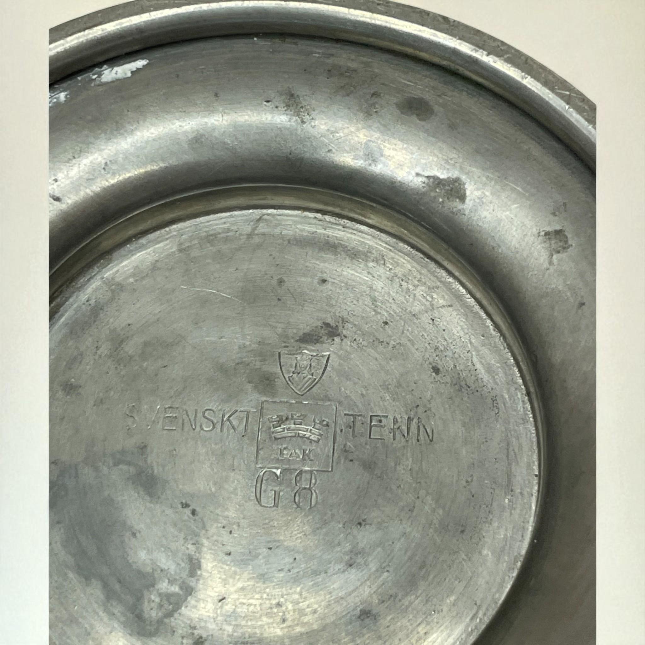 Swedish Modern Pewter Vase by Nils Fougstedt for FAK, Svenskt Tenn, Sweden, 1933 For Sale 2