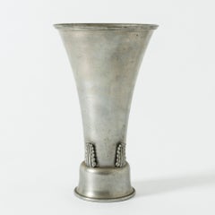 Vaso in peltro di Ystad Metall