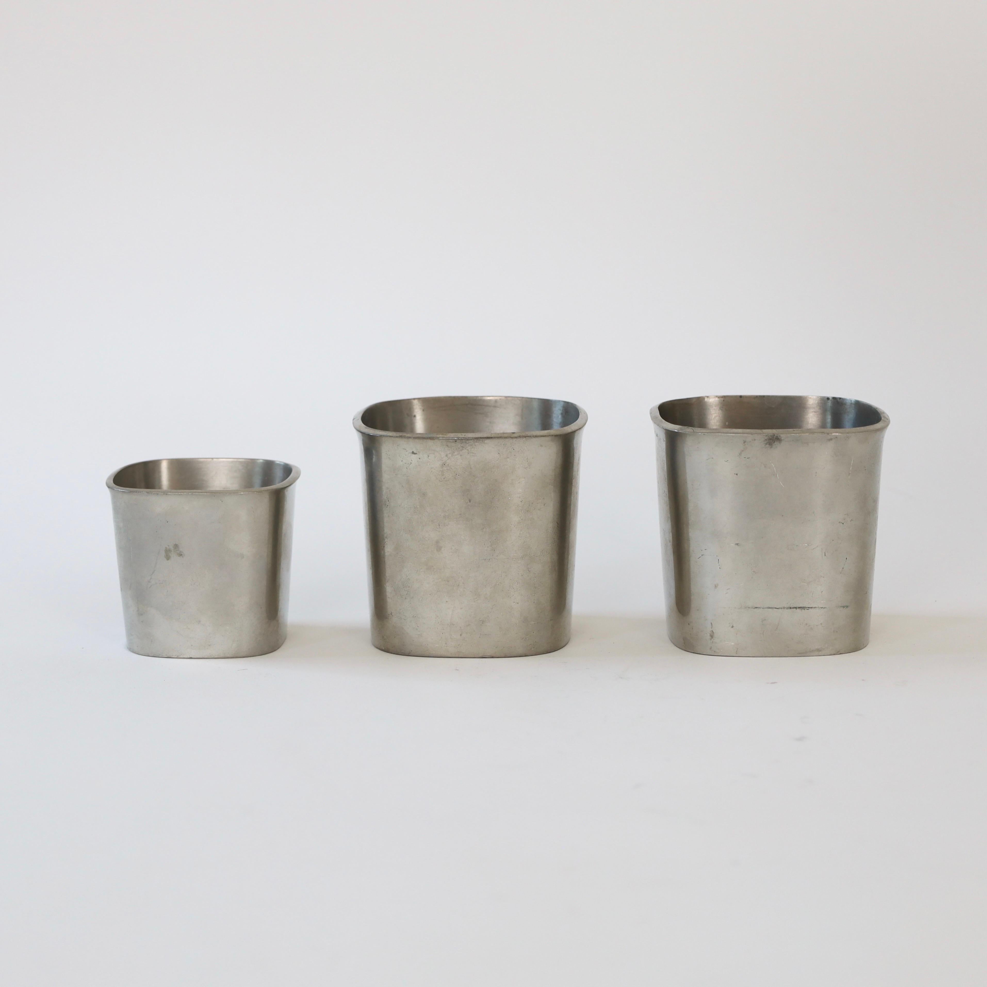 Trio di vasi in peltro di Just Andersen, anni '50, Danimarca In condizioni discrete in vendita a Værløse, DK