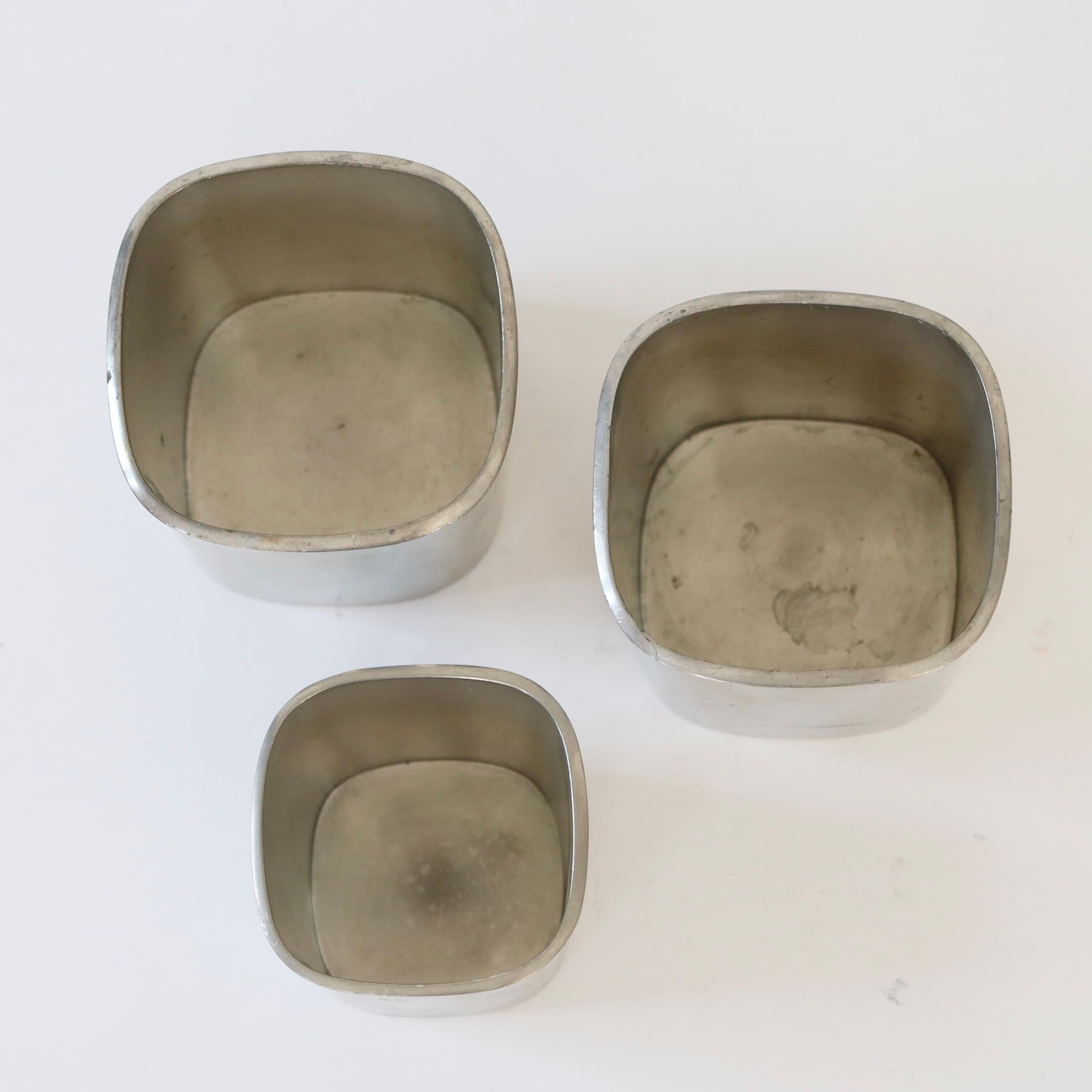 Peltro Trio di vasi in peltro di Just Andersen, anni '50, Danimarca in vendita