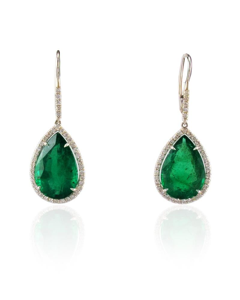 PGS Certified 15.93 Carat Total Pear Shape Emerald and Diamond Gold Earrings In New Condition In Chicago, IL