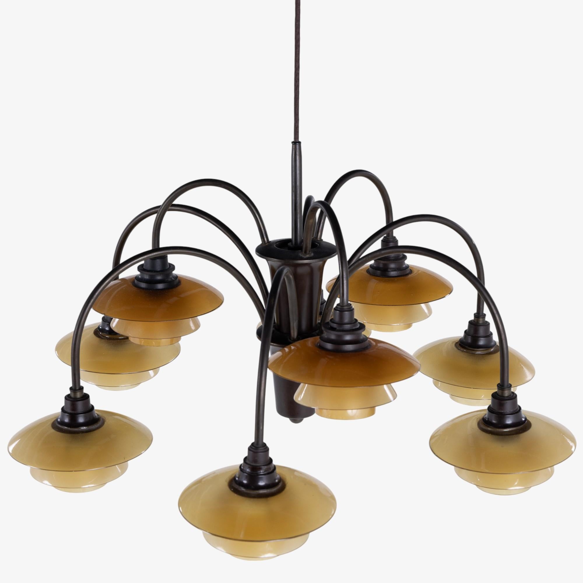 XX secolo PH 1/1 - Lampadario 'Bombardment' di Poul Henningsen in vendita
