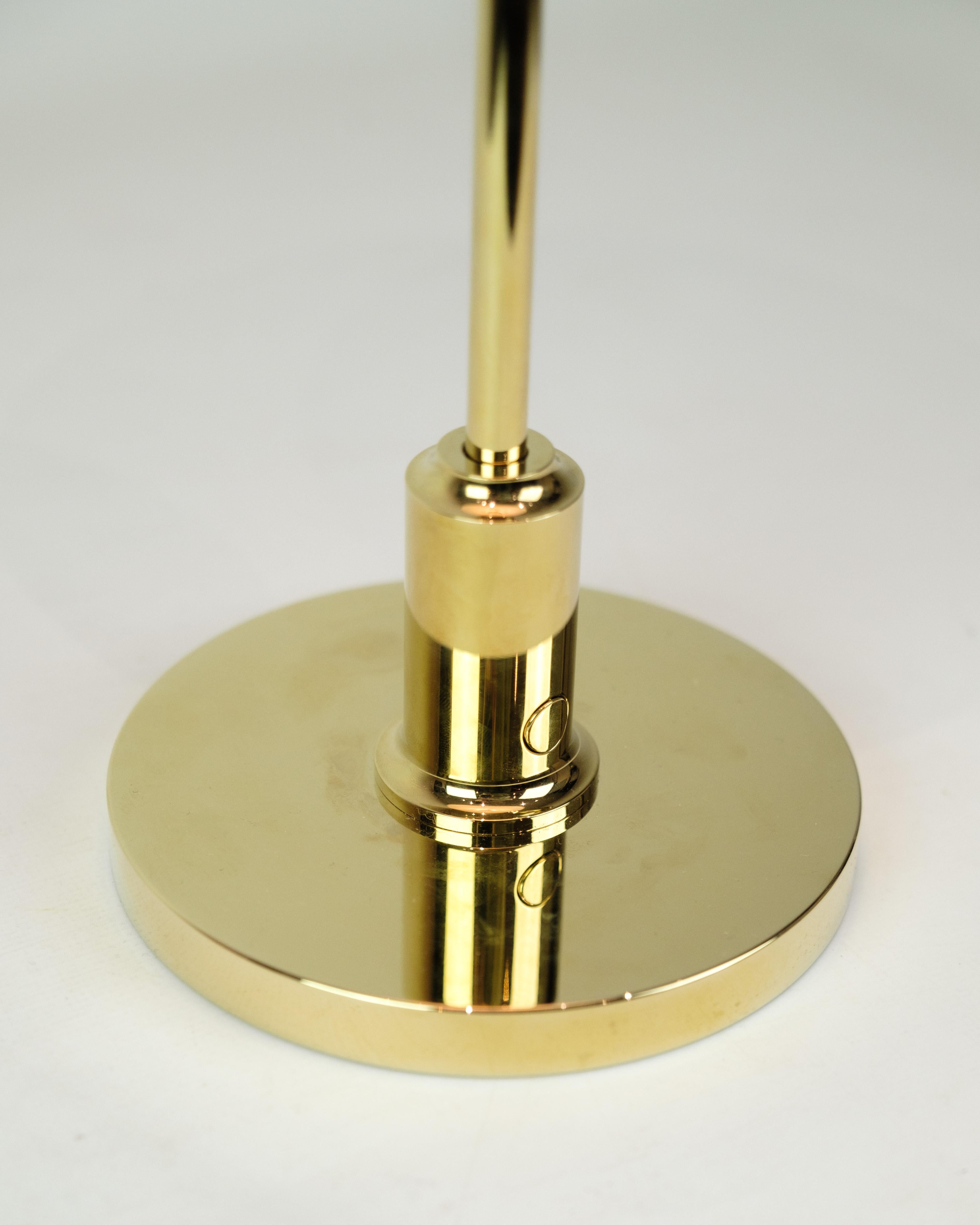 Lámpara de mesa PH 2/1 con cristal opalino y marco de latón By Poul Henningsen Vidrio en venta