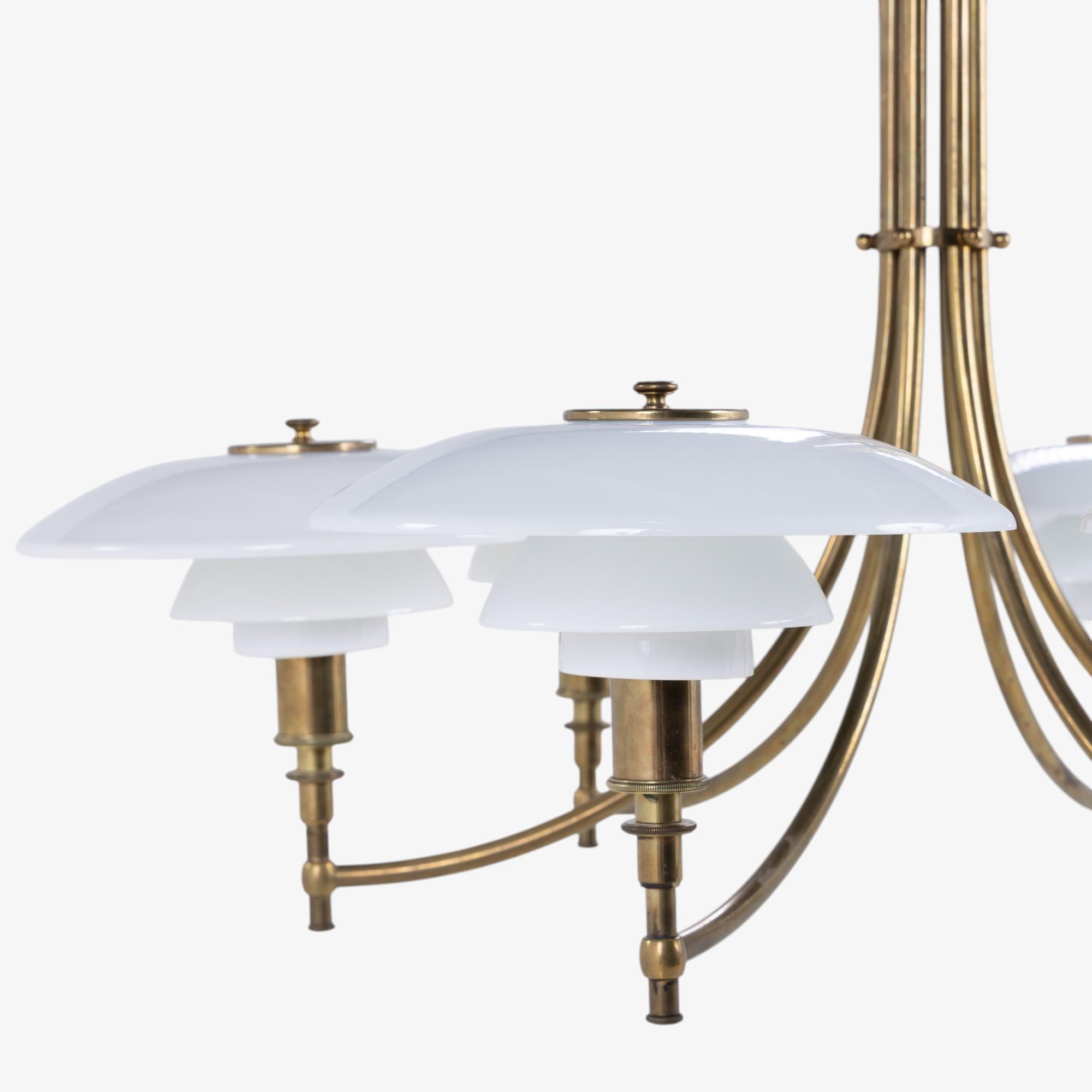 PH 3/2 - 'Anchor' chandelier by Poul Henningsen In Good Condition For Sale In Copenhagen, DK