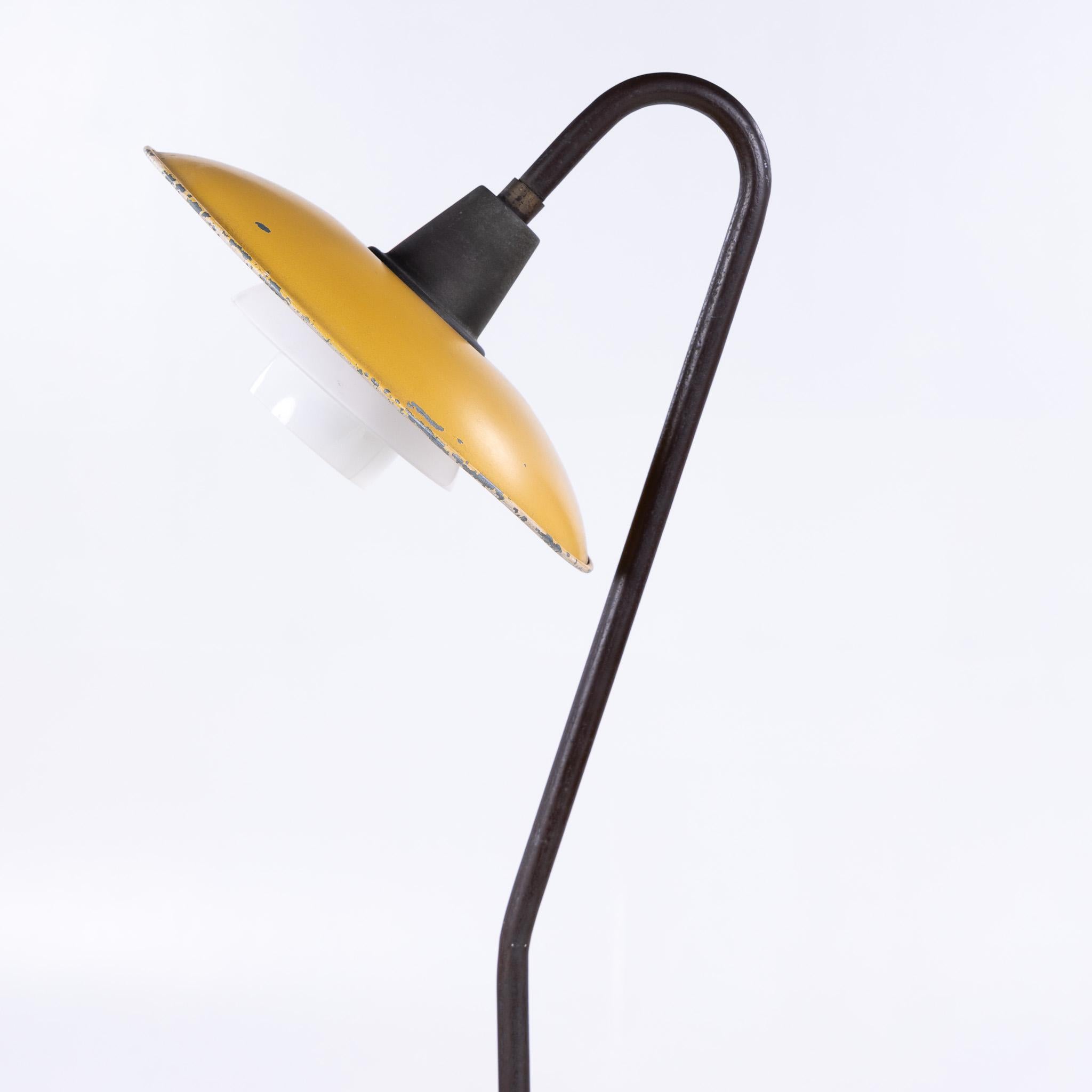 PH 3/2 - Lámpara de pie de Poul Henningsen, años 50 Danés en venta