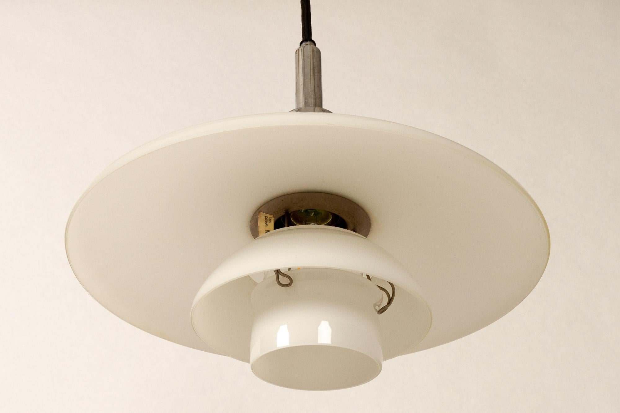 PH 3/2 Pendant by Poul Henningsen for Louis Poulsen, 1990s In Good Condition In Asaa, DK