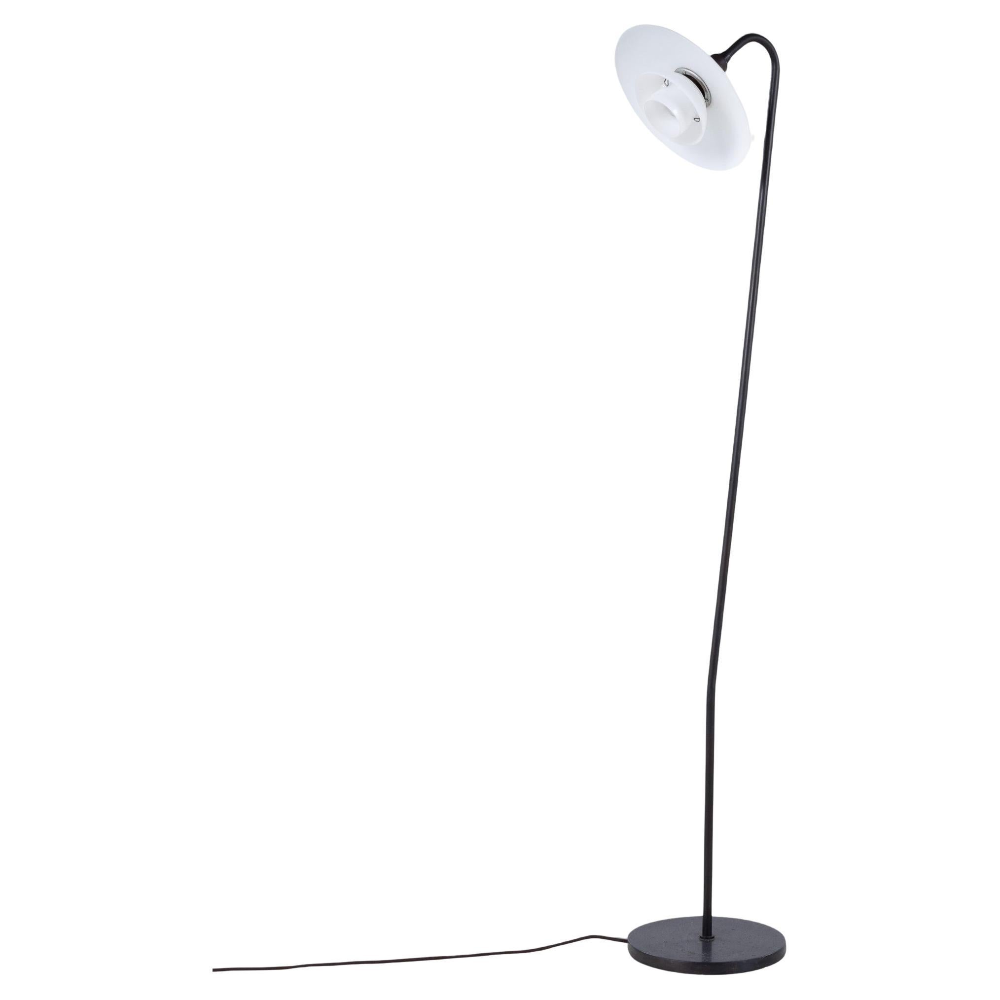 PH 3/2 - Lampadaire 'Snowdrop' de Poul Henningsen
