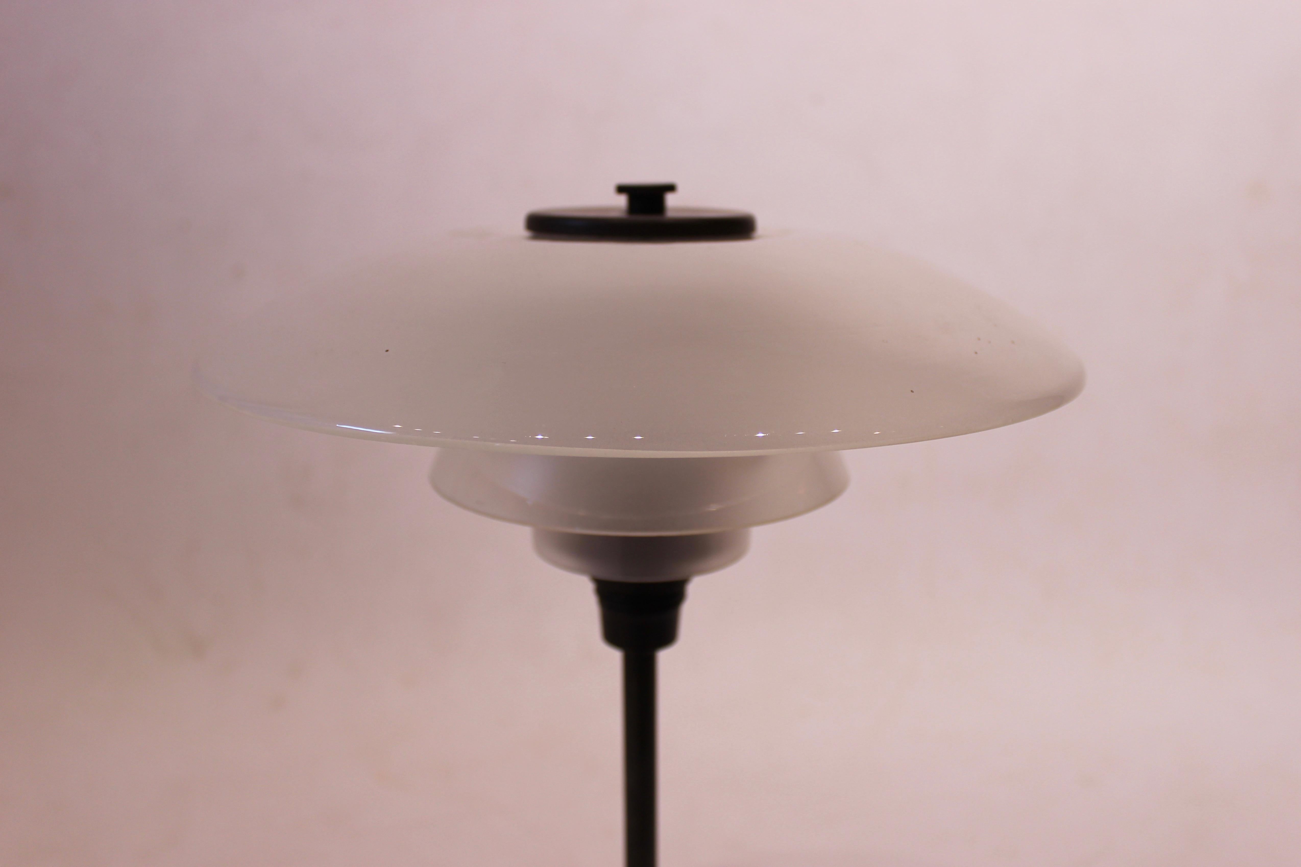 Danish PH 3/2 Table Lamp with Shades of Mat Glass, Poul Henningsen, 1928