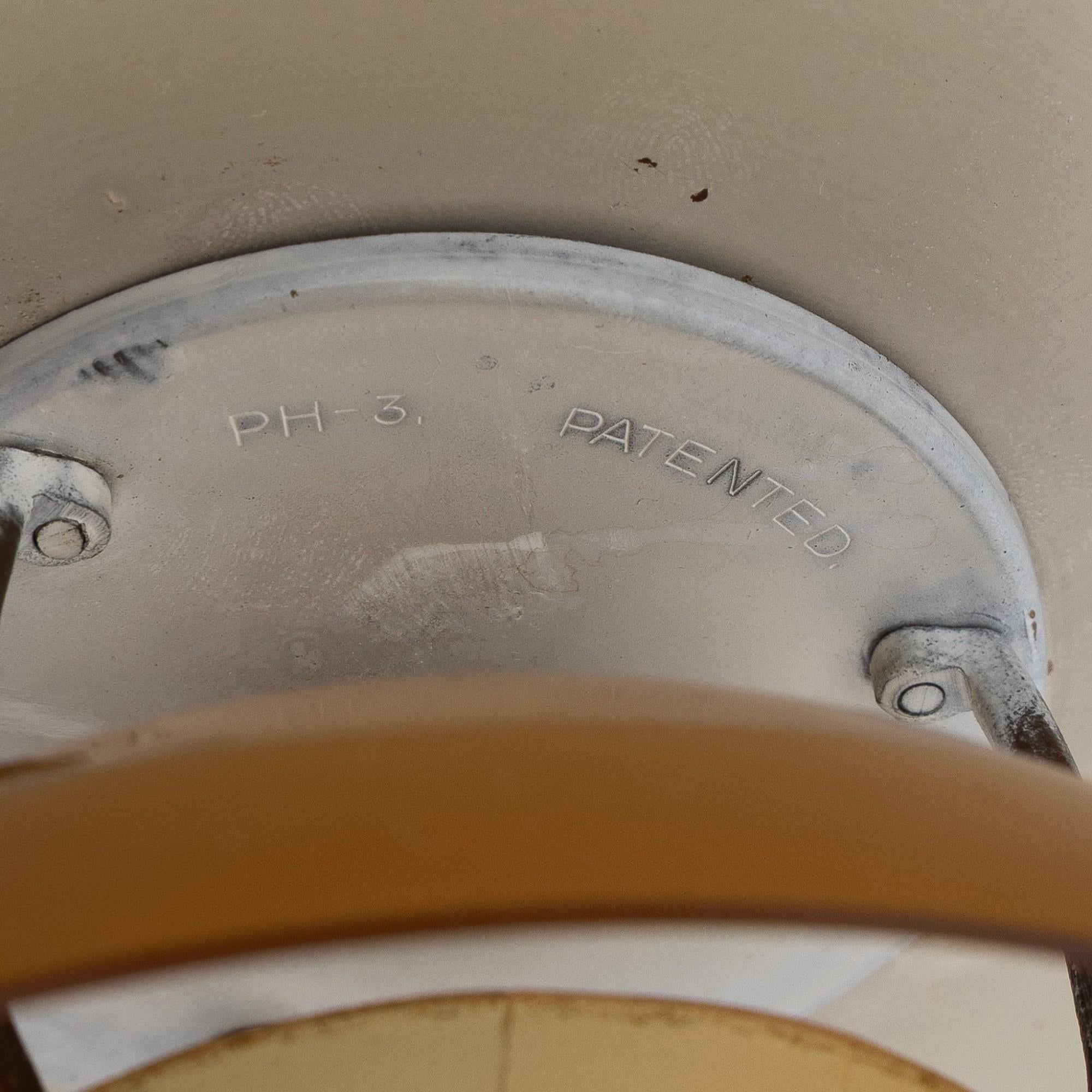 Ottone PH 3, 5/2 - Lampada da tavolo con paralume giallo di Poul Henningsen in vendita