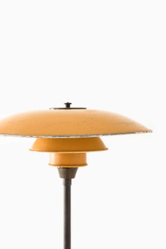 Lámpara de mesa PH-3.6/2½ de aluminio, latón y laca, diseñada por Poul Henningsen, década de 1940