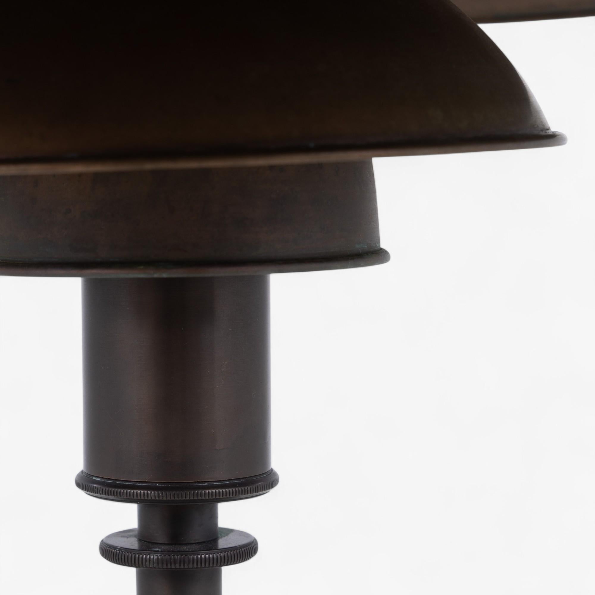 PH 4/3 - Table lamp in copper by Poul Henningsen In Good Condition For Sale In Copenhagen, DK