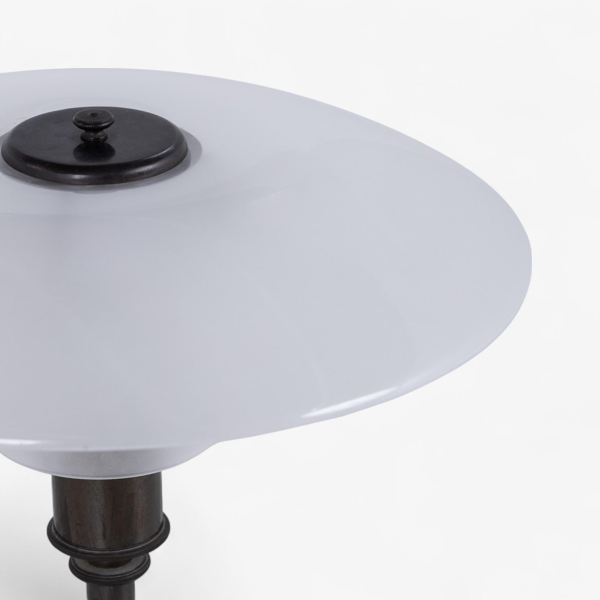 Mid-Century Modern PH 4/3 - Table lamp in matt glass by Poul Henningsen For Sale