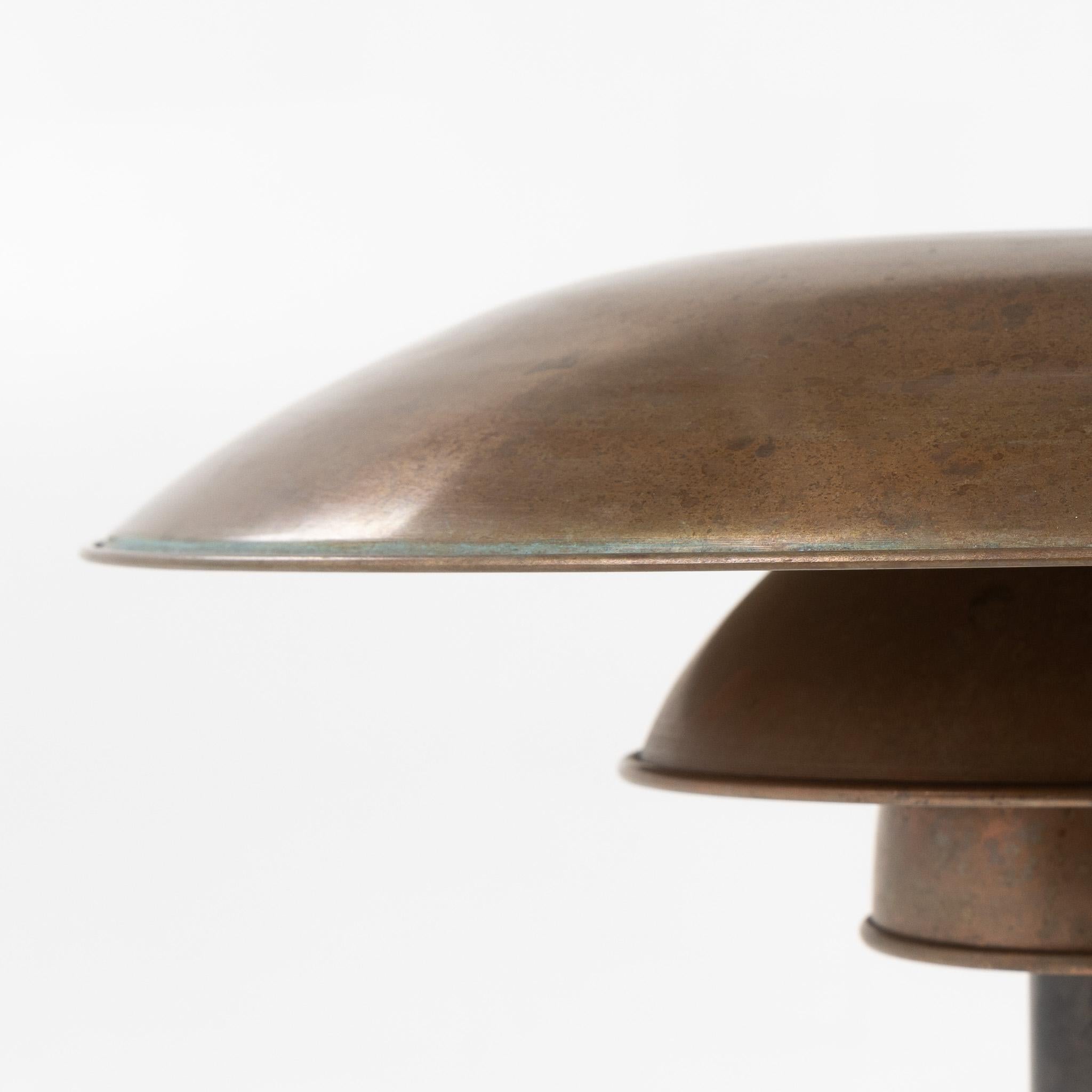 Mid-Century Modern PH 4/3 - Copper table lamp by Poul Henningsen, 1930's
