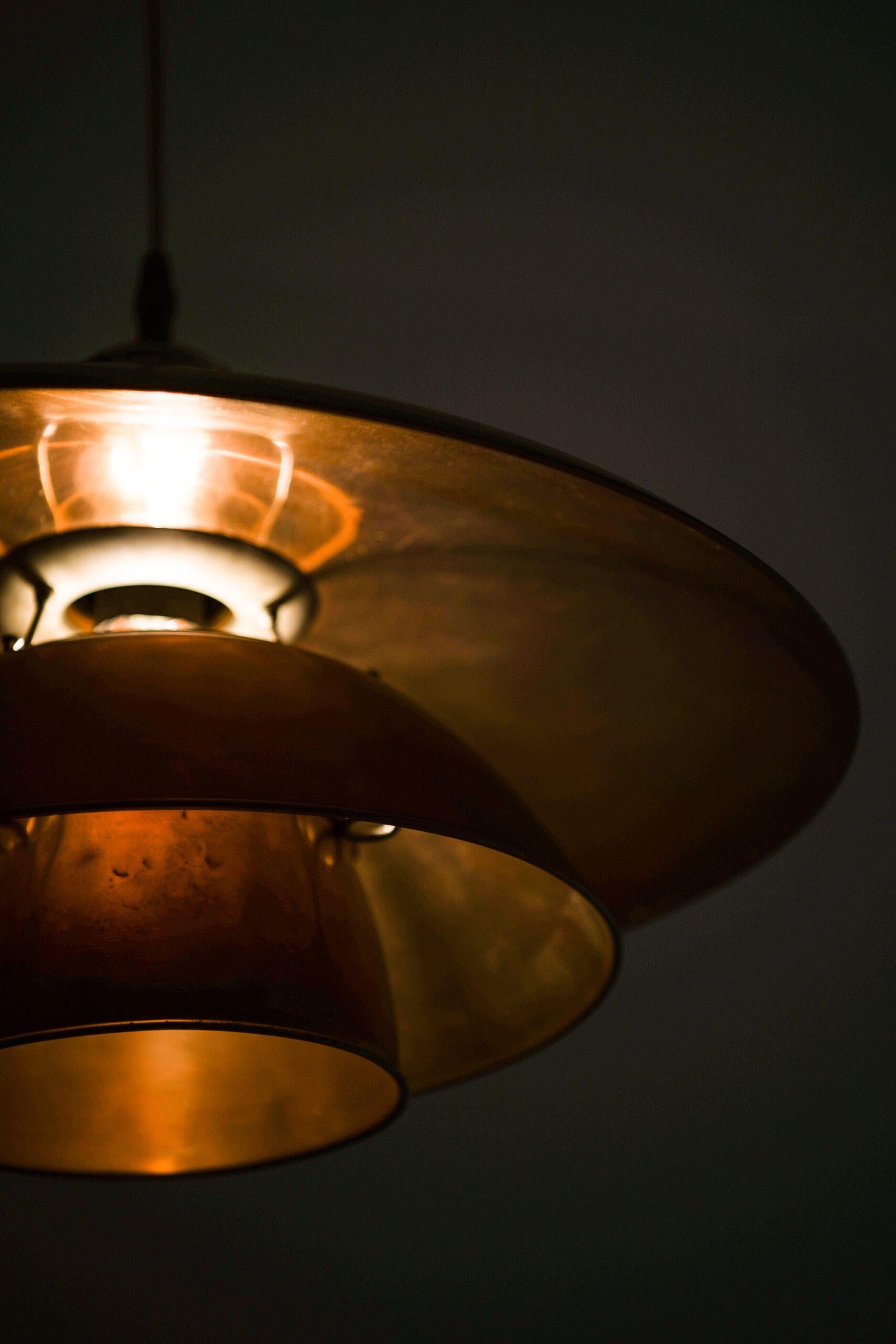 PH-5/5 Ceiling Lamp in Copper and Nickel by Poul Henningsen, 1940s For Sale 4