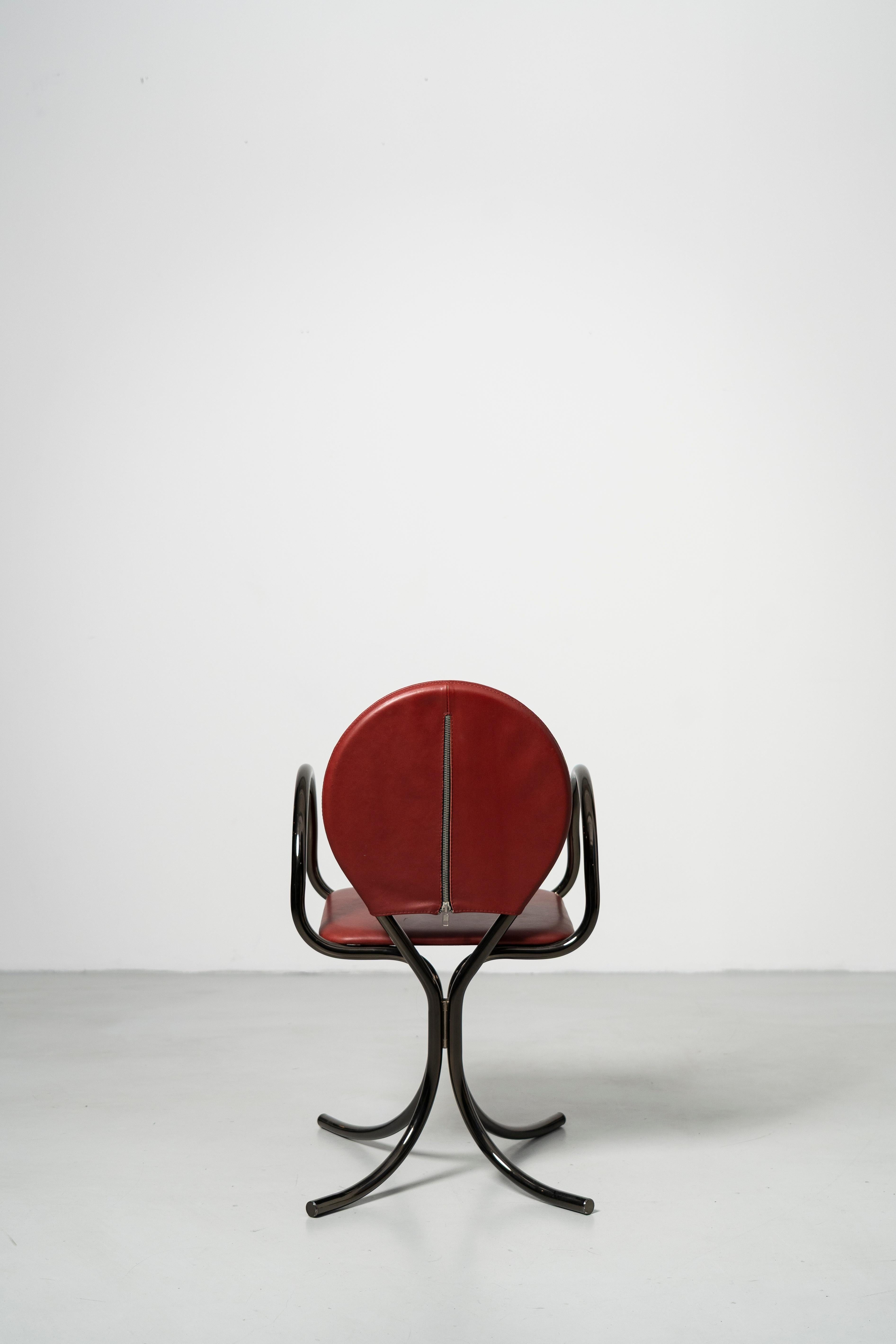 XXIe siècle et contemporain PH Armchair - Steel tube frame in dark copper gloss leather seat in indianred en vente