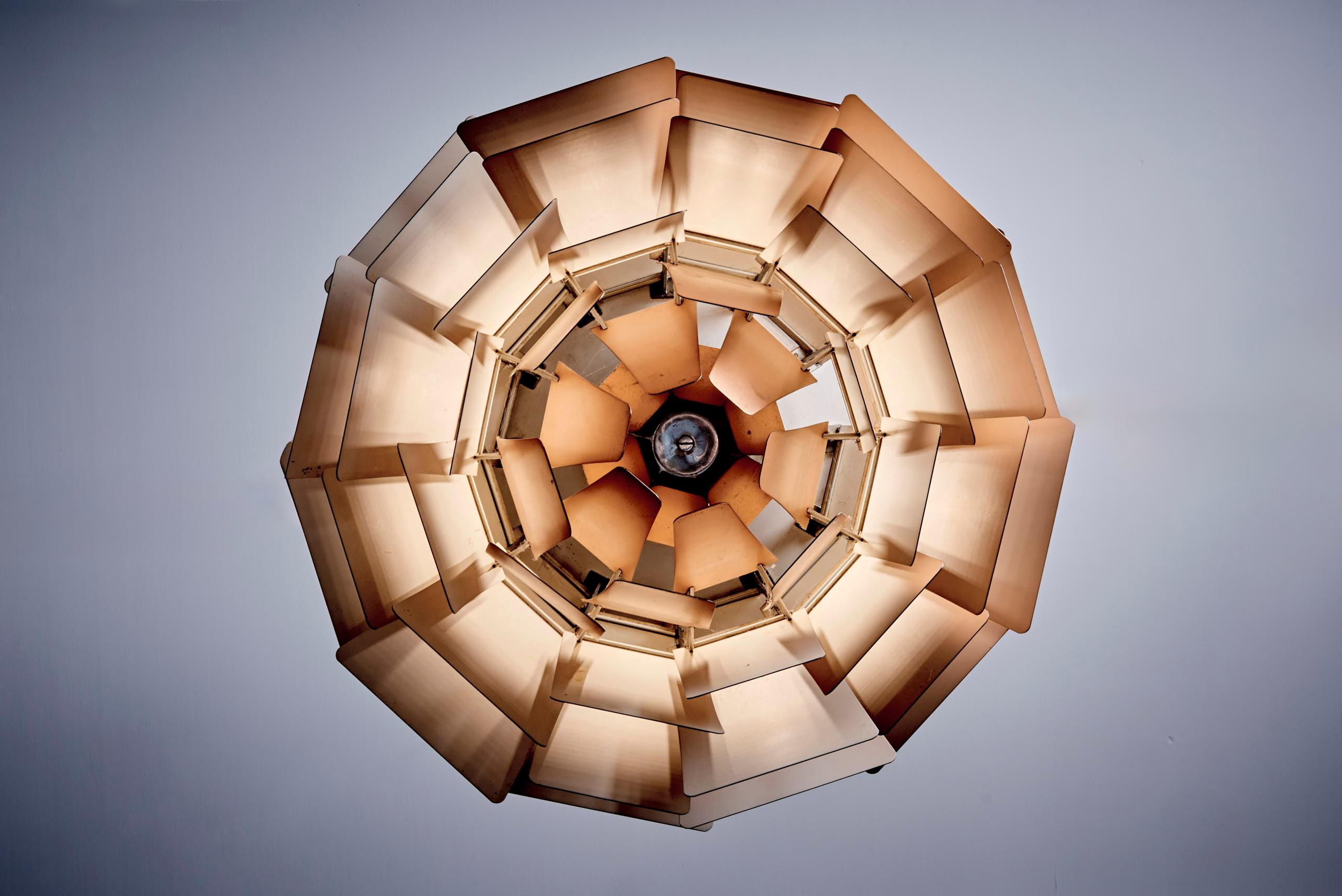 PH Artichoke di Poul Henningsen versione iniziale in vendita 3