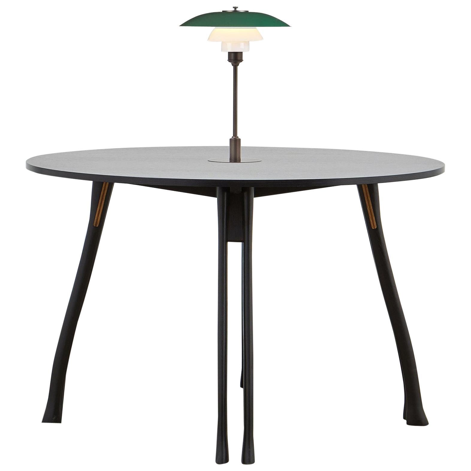 Table de chevalet PH, pieds en chêne noir, plaque de table en placage, lampe PH verte