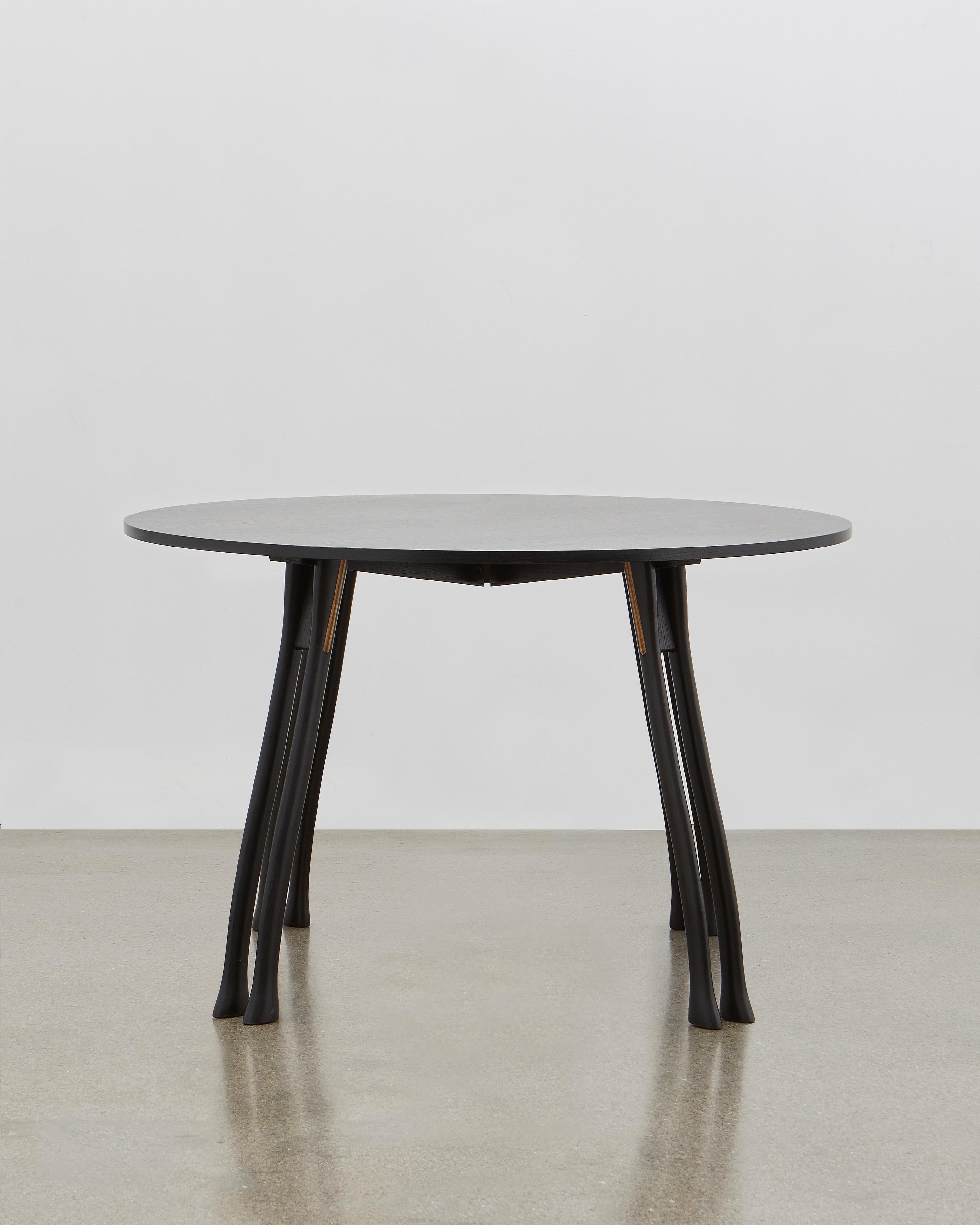 Danois Table de chevalet PH, pieds en chêne noir, plaque de table en placage, lampe PH 3 - 2 en vente