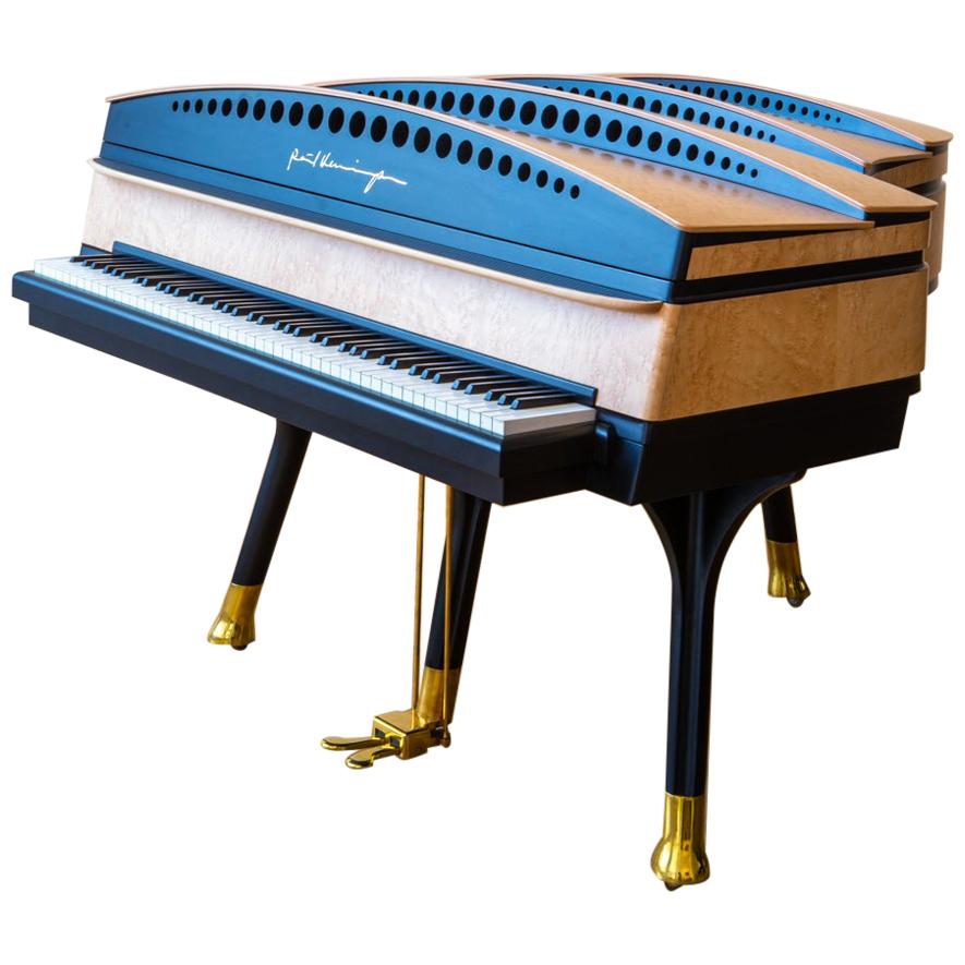 Grand Piano à nœud papillon PH en bouleau d'érable avec détails en laiton, moderne, sculptural