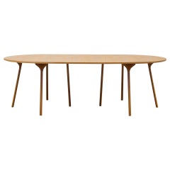 Table circulaire PH, 1270x2370 mm, pieds en bois de chêne naturel, plaque de table et bord en placage