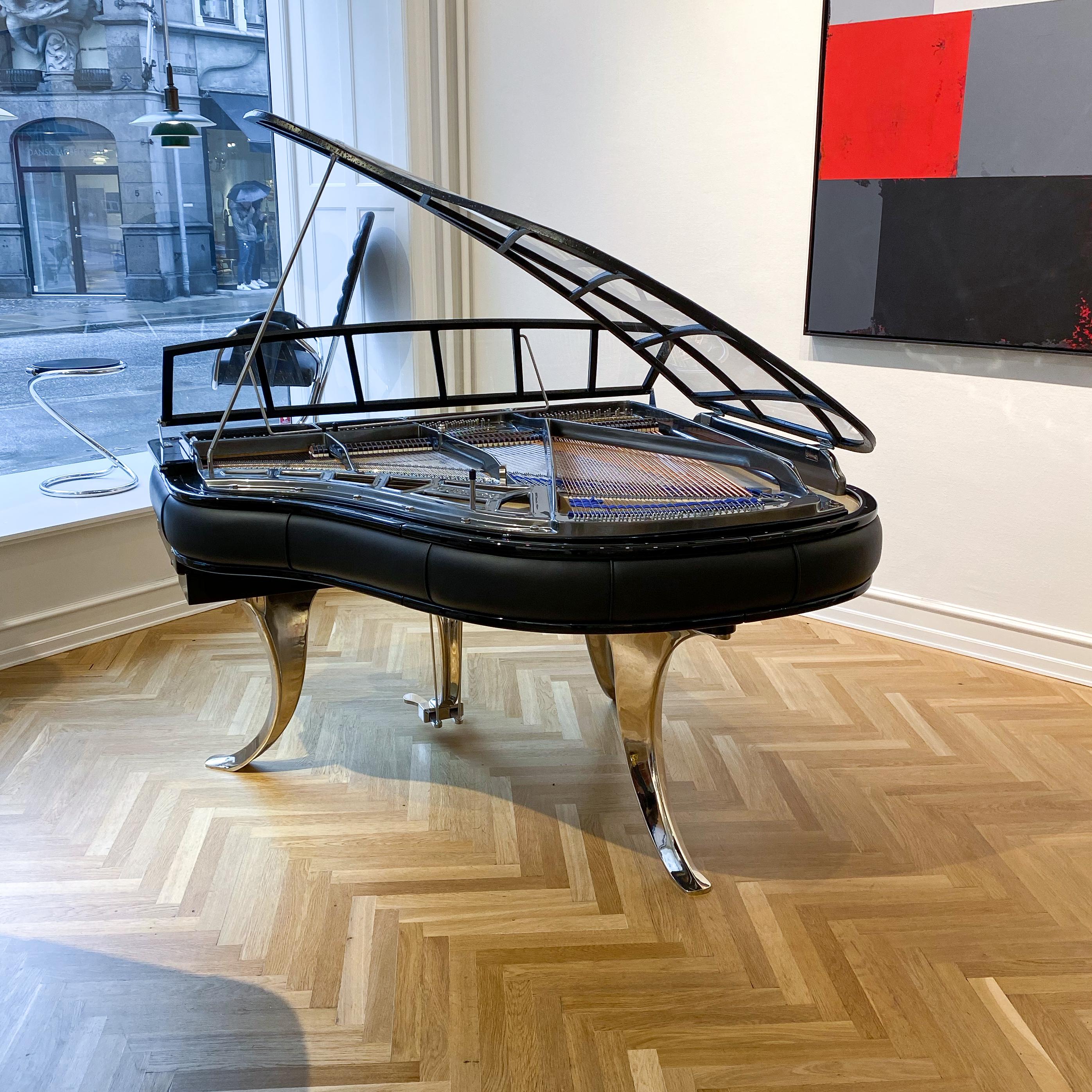 PH Grand Piano PH150 Exzellente Qualität, schwarzes Leder und Chrom, modern, skulptural (Dänisch) im Angebot