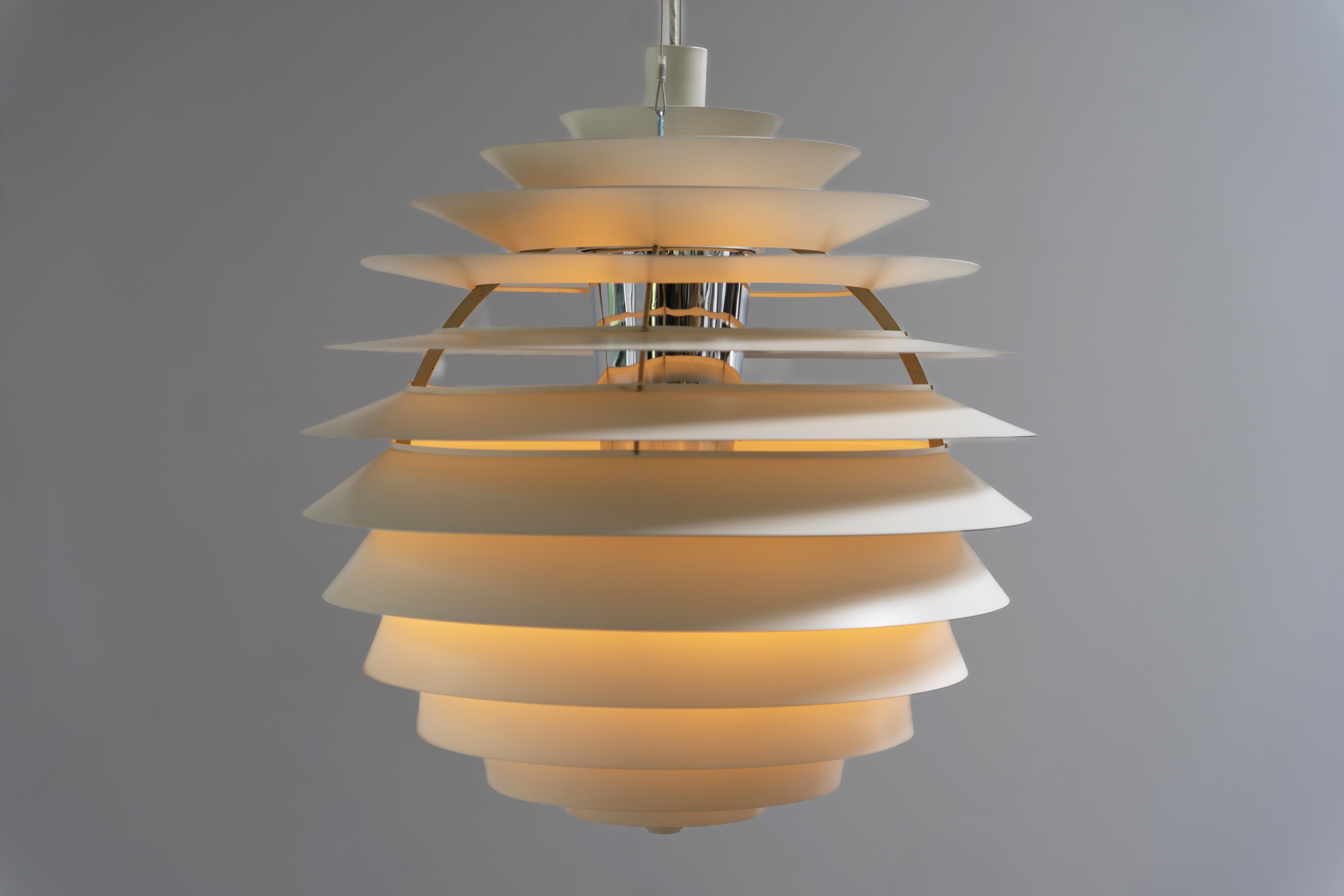 PH Louvre Pendant - Louis Poulsen Design by Poul Henningsen, 1957 In Good Condition For Sale In Rosendahl, DE