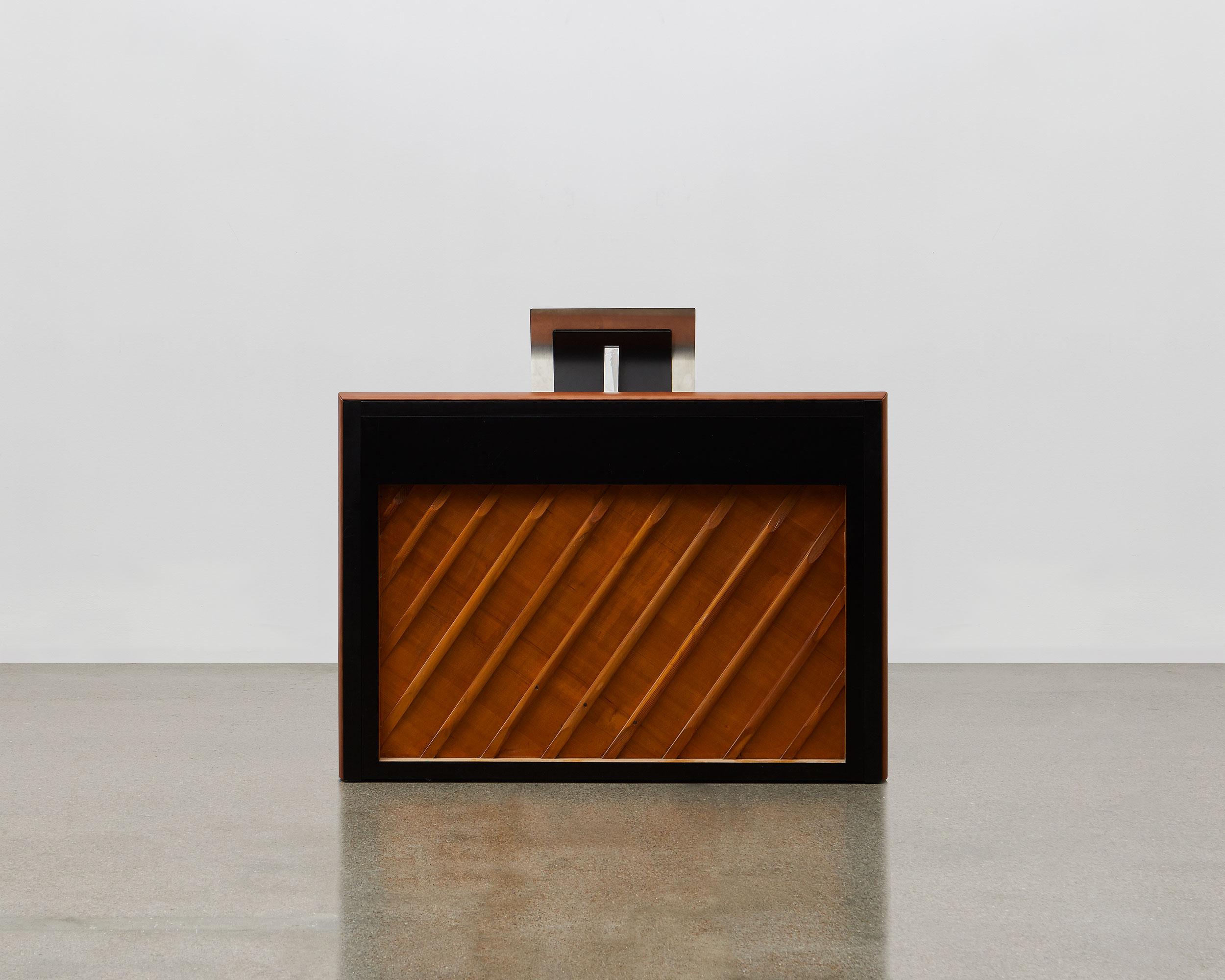 Bauhaus PH Pianette, pelle color cognac, pannelli in legno e parti in metallo cromato in vendita
