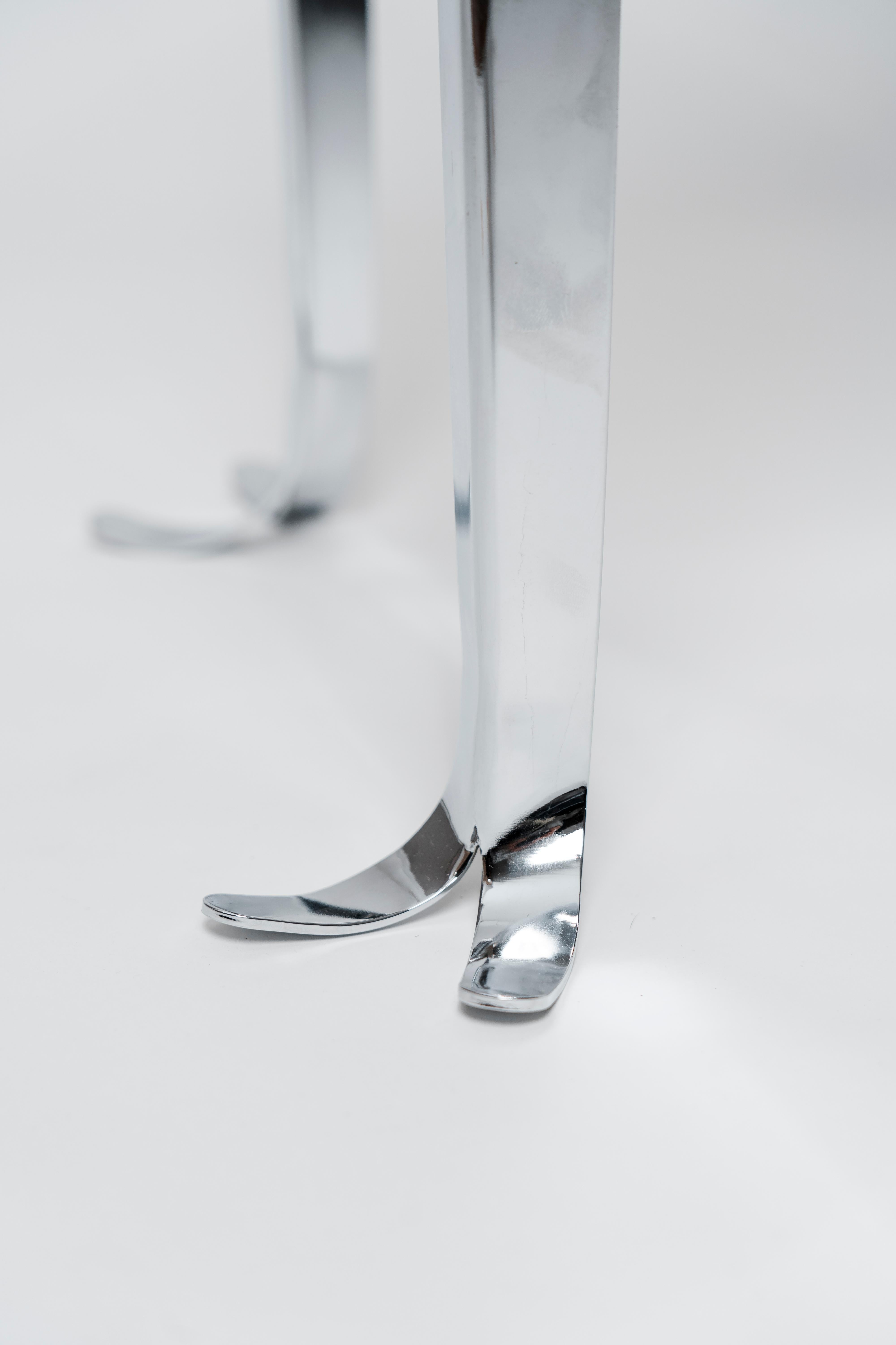 PH Piano Bench - chrome legs and leather seat in walnut color en venta 1