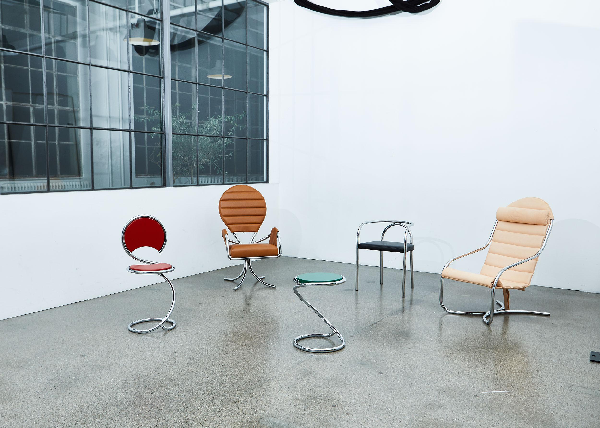 XXI secolo e contemporaneo Sedia PH Pope, Cromo, Pelle Estrema Noce in vendita