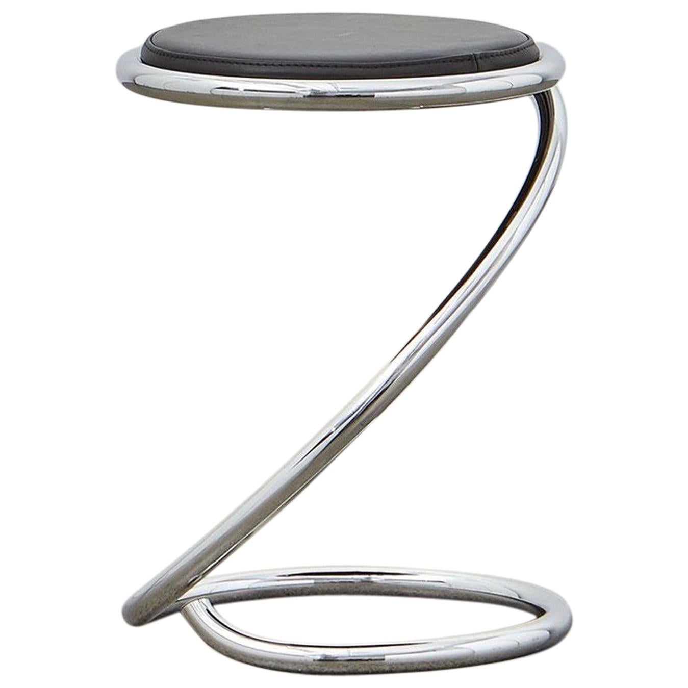 Tabouret serpent PH, chrome, cuir extrêmement noir, rembourrage en cuir, tubes visibles