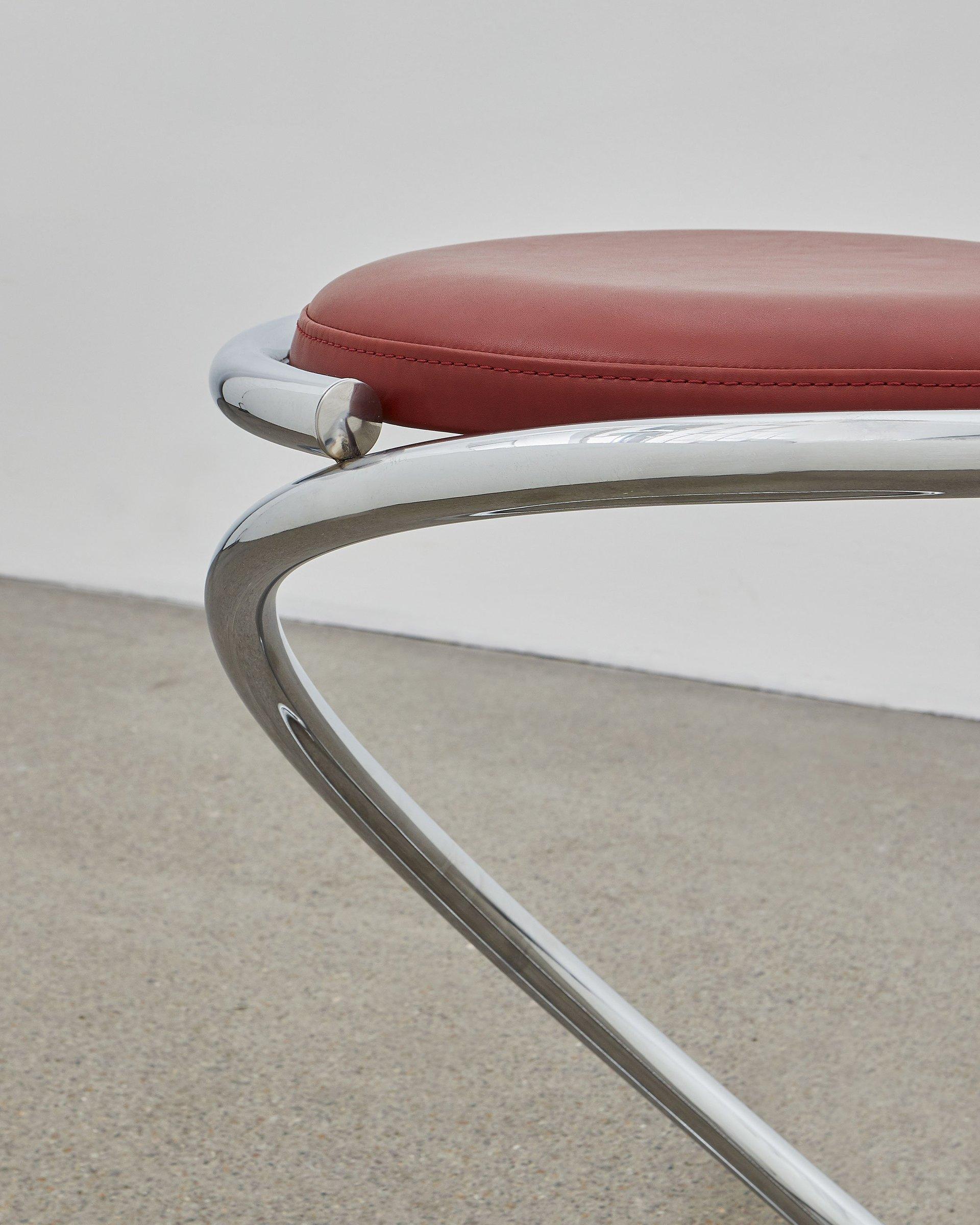 Bauhaus PH Snake Stool, chrome, leather extreme indianred, leather upholstery, visible For Sale